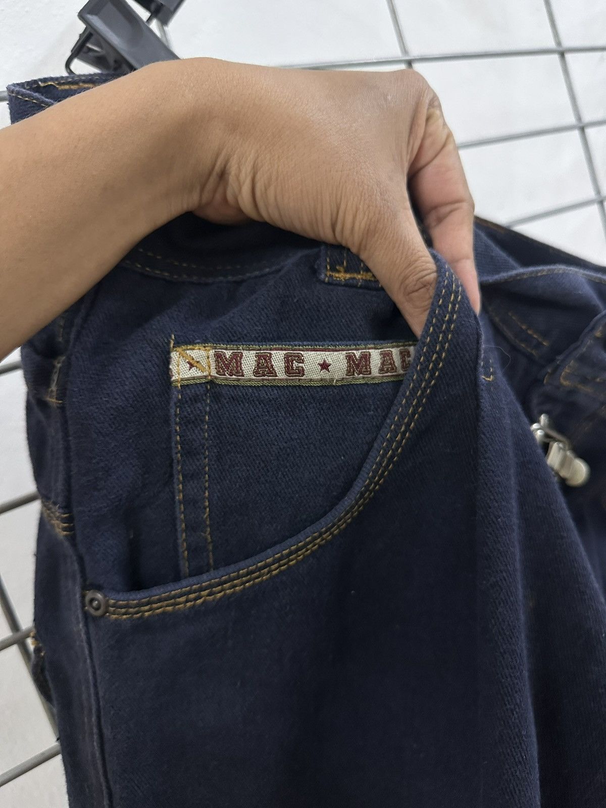 MAC Jeans MAC Jeans Utility Buckle Y2K Workwear Techwear Baggy Jeans Size US 32 / EU 48 - 8 Thumbnail
