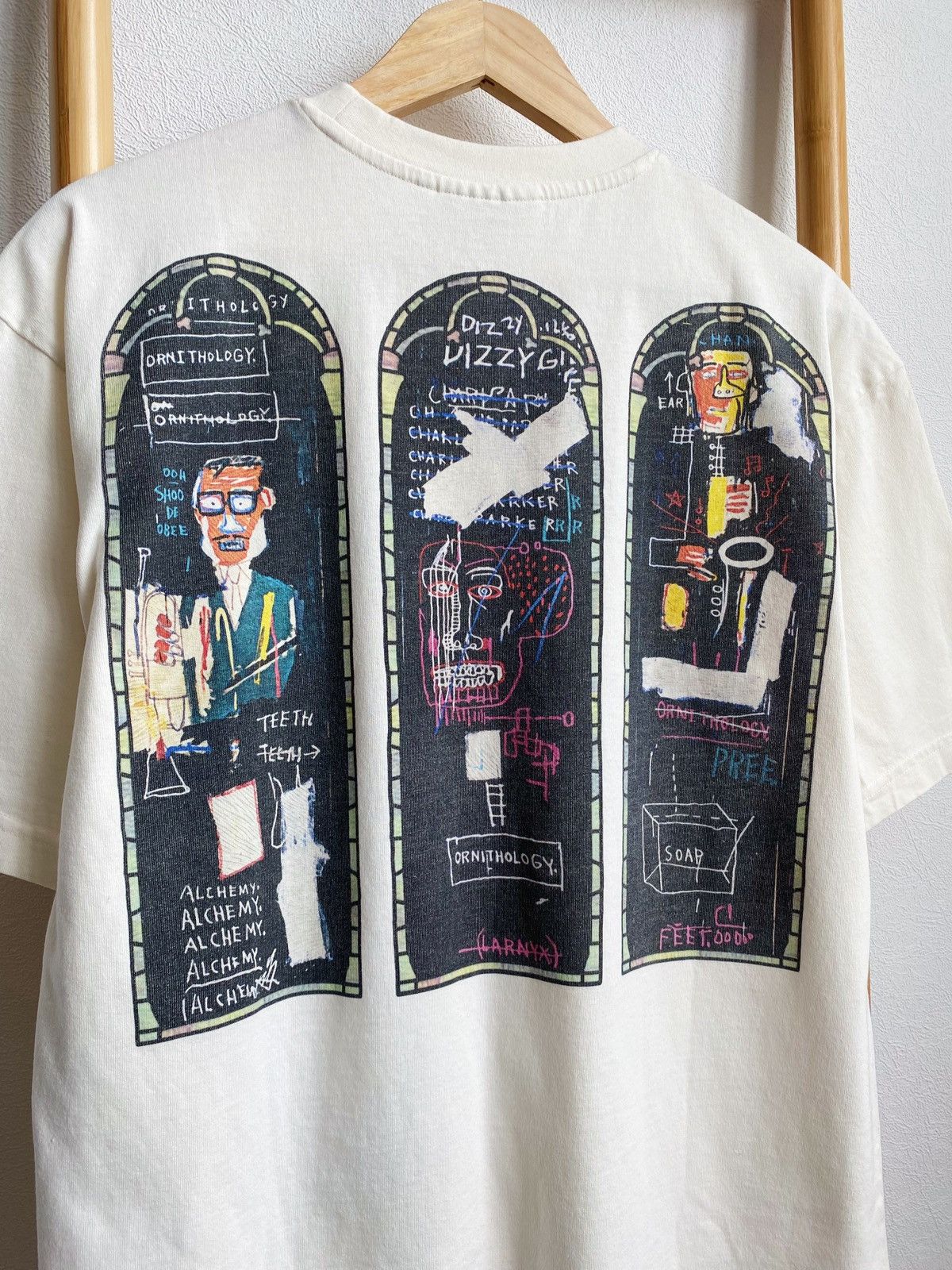 H&M × Jean-Michel Basquiat × Who Decides War WHO DECIDES WAR x BASQUIAT x H&M RELAXED FIT COTTON T-SHIRT Size US S / EU 44-46 / 1 - 14 Thumbnail