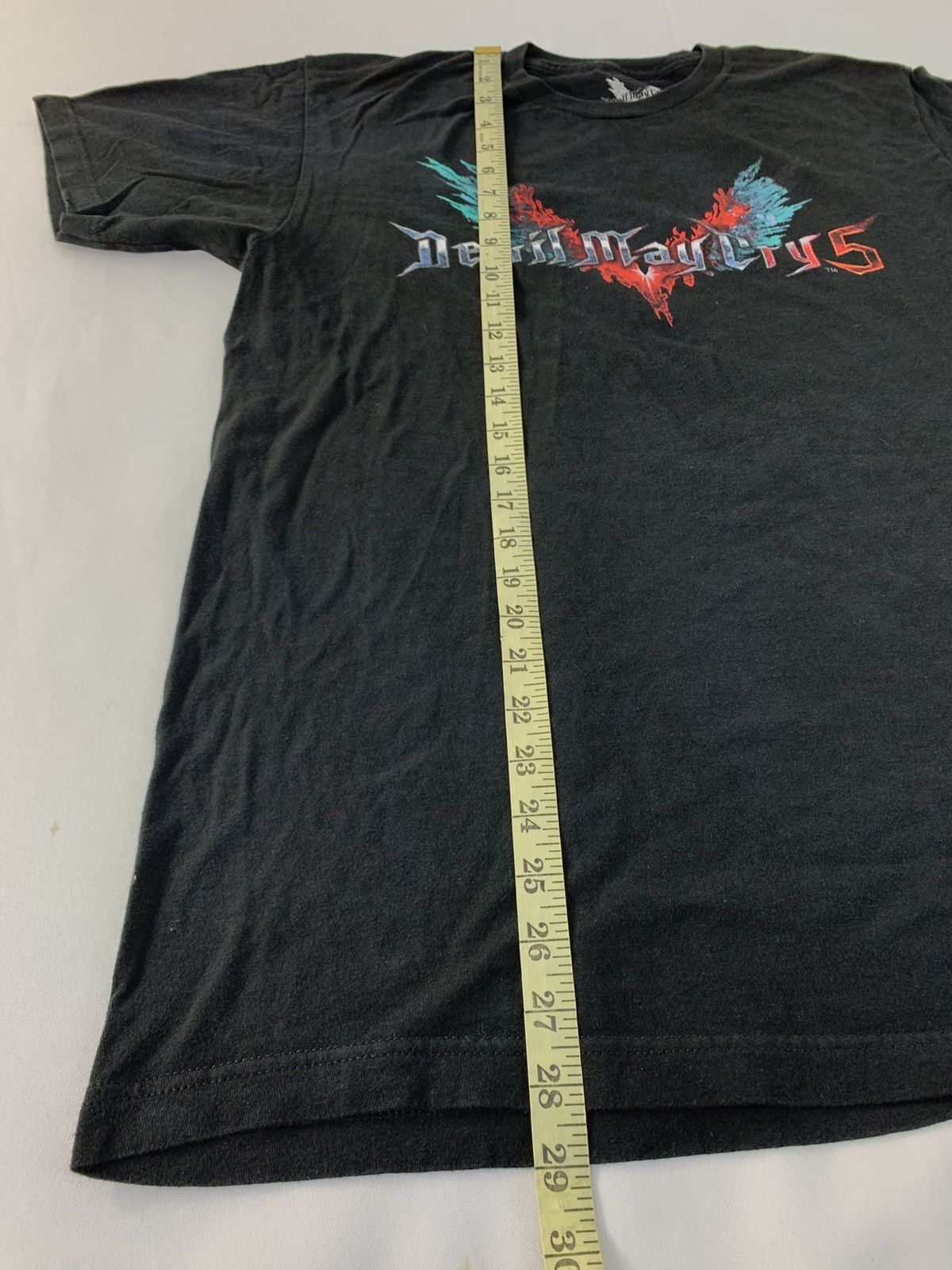 The Game Devil May Cry 5 Fantasy Action Game Big Logo Tee Size US L / EU 52-54 / 3 - 7 Thumbnail