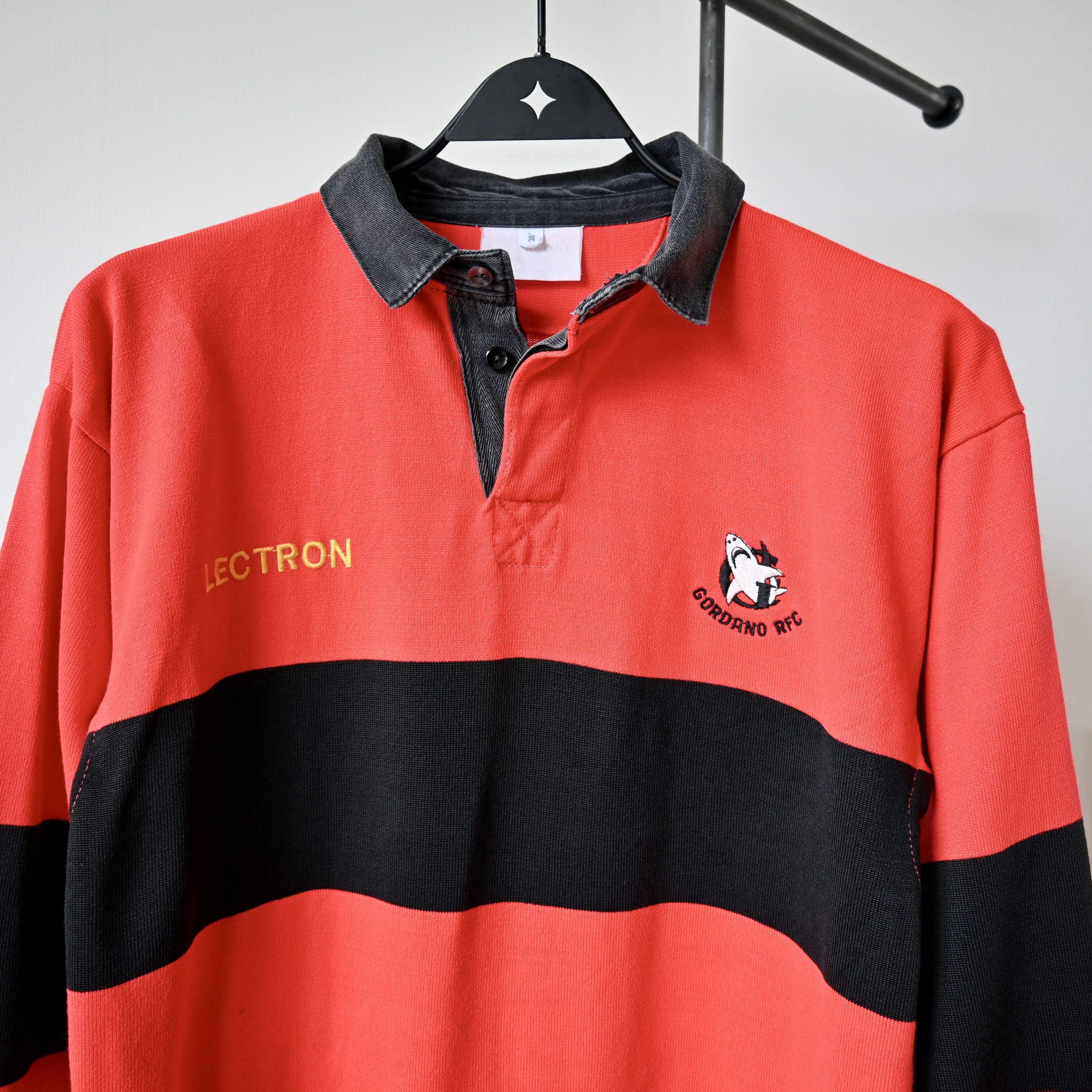 Vintage VTG 1990s STAG RUGBY PRODUCT red x black rugby shirt Size US S / EU 44-46 / 1 - 7 Thumbnail