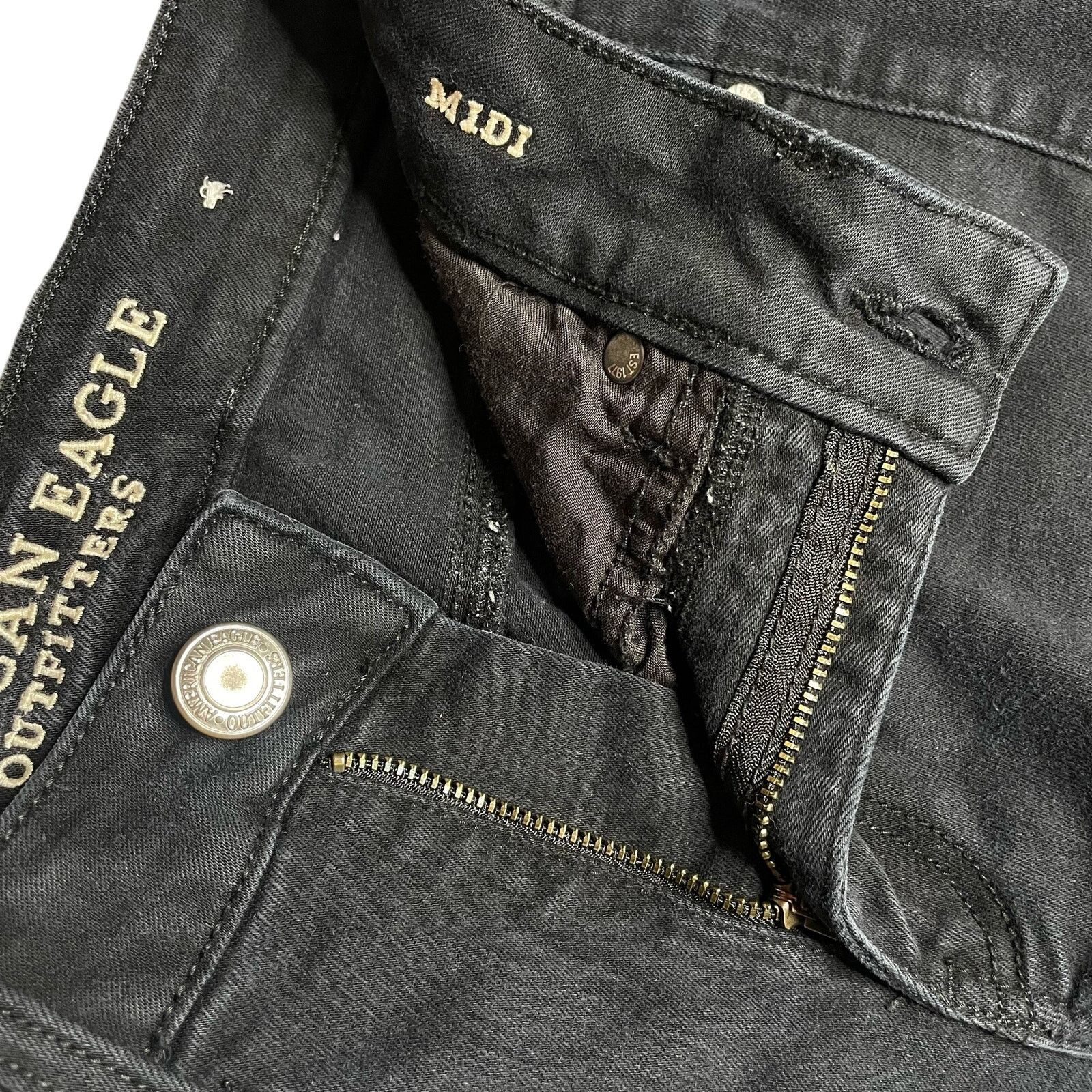 American Eagle Outfitters American Eagle Midi Shorts Size 28" / US 6 / IT 42 - 7 Thumbnail