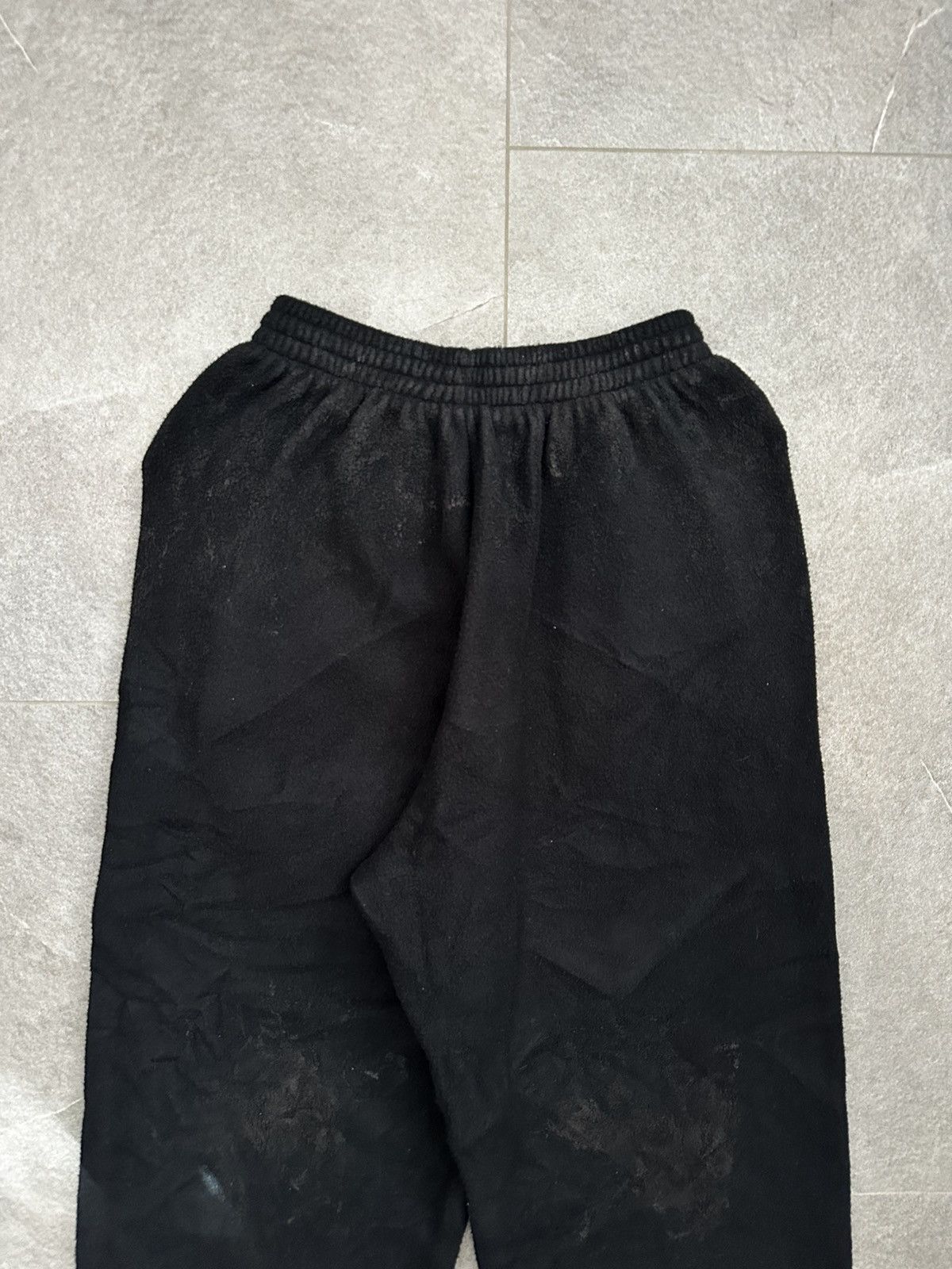 Balenciaga [S] Fall23 Runway Mud stained fleece sweatpants Size US 34 / EU 50 - 8 Thumbnail