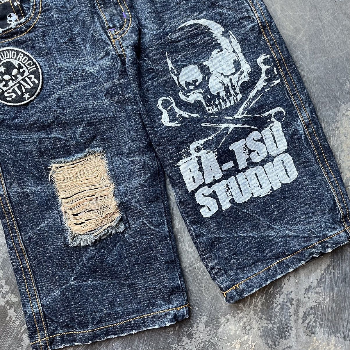If Six Was Nine × Japanese Brand × KMRii Batsu studio mad punk skull short pants Size US 29 - 3 Thumbnail