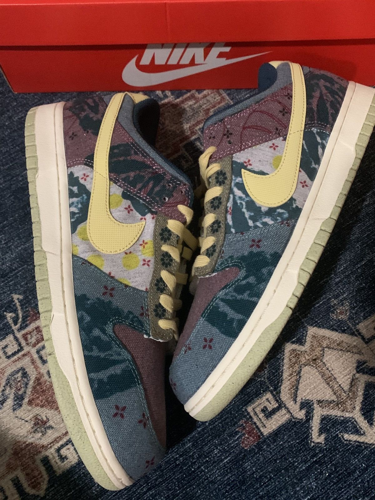 Nike 2020 Nike Dunk Low Community Garden Size US 11.5 / EU 44-45 - 5 Thumbnail
