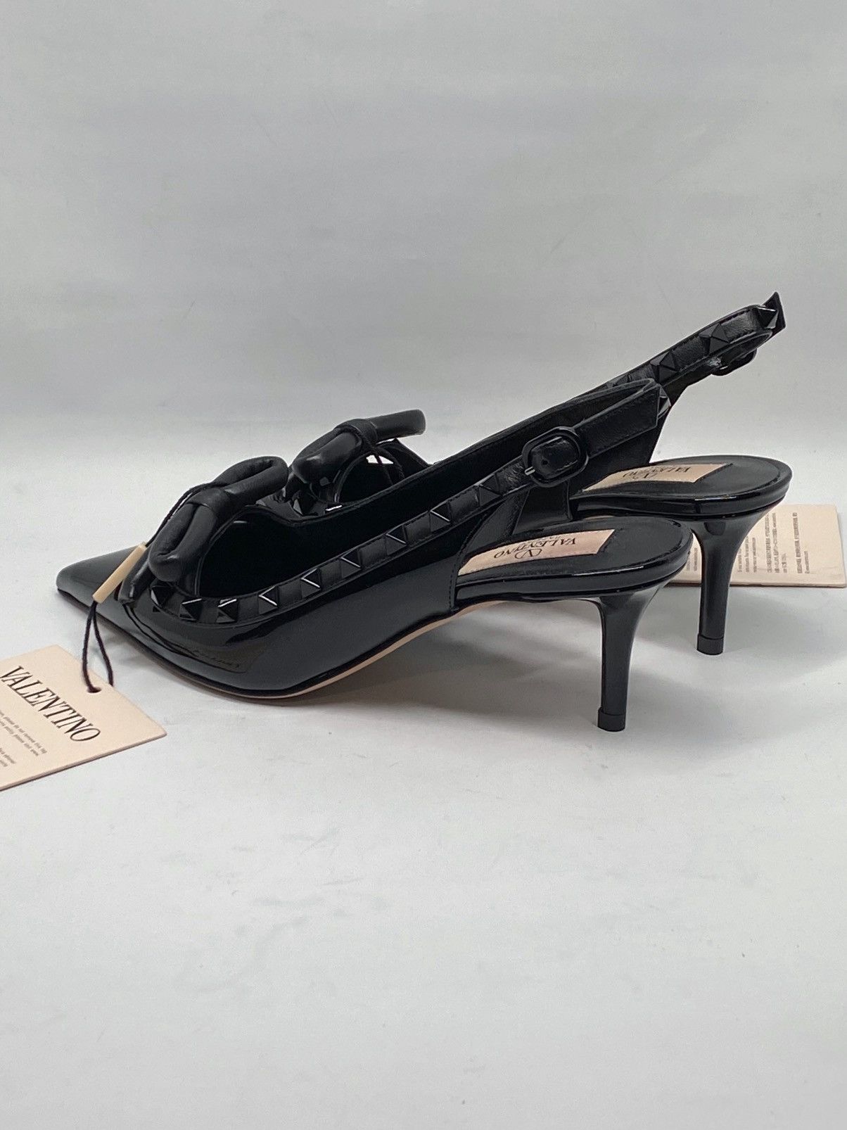 Valentino Valentino Garavani Rockstud Bow Slingback Pumps size 35 Size US 5 / IT 35 - 10 Thumbnail