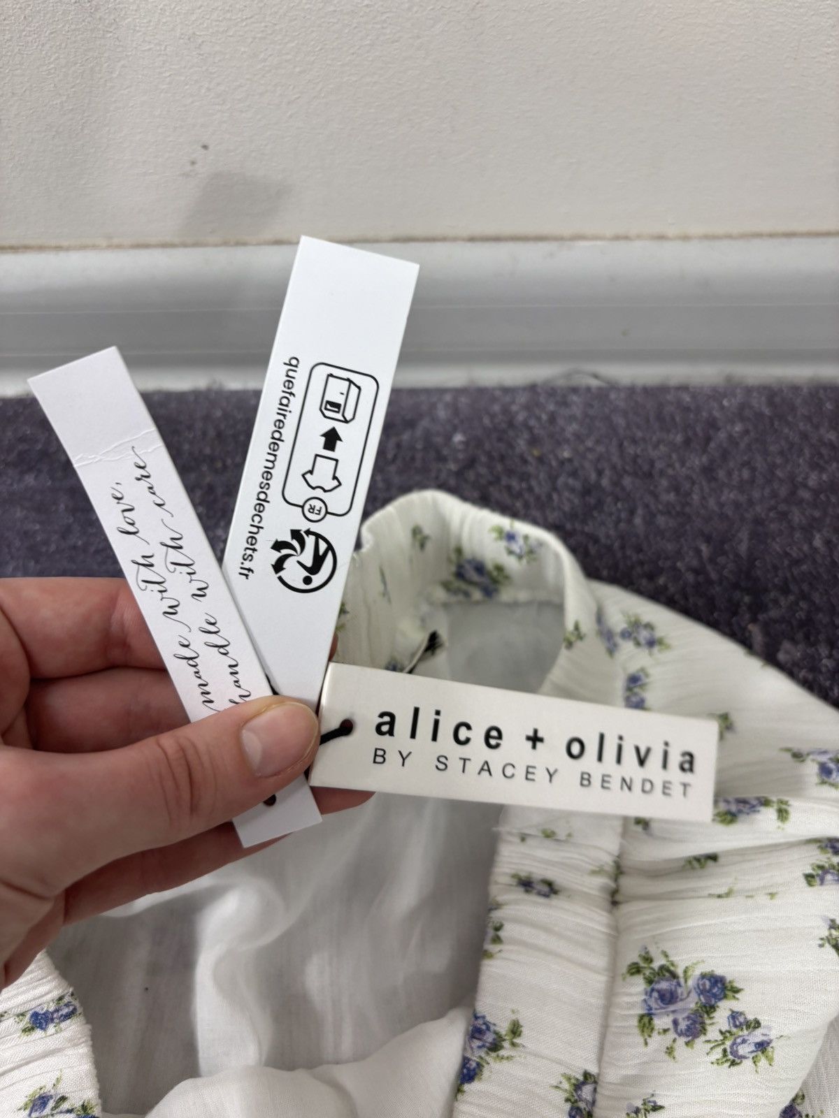 Alice + Olivia Alice + Olivia NWT Georgia Sea Floral Tiered Maxi Skirt Size 30" / US 8 / IT 44 - 6 Thumbnail