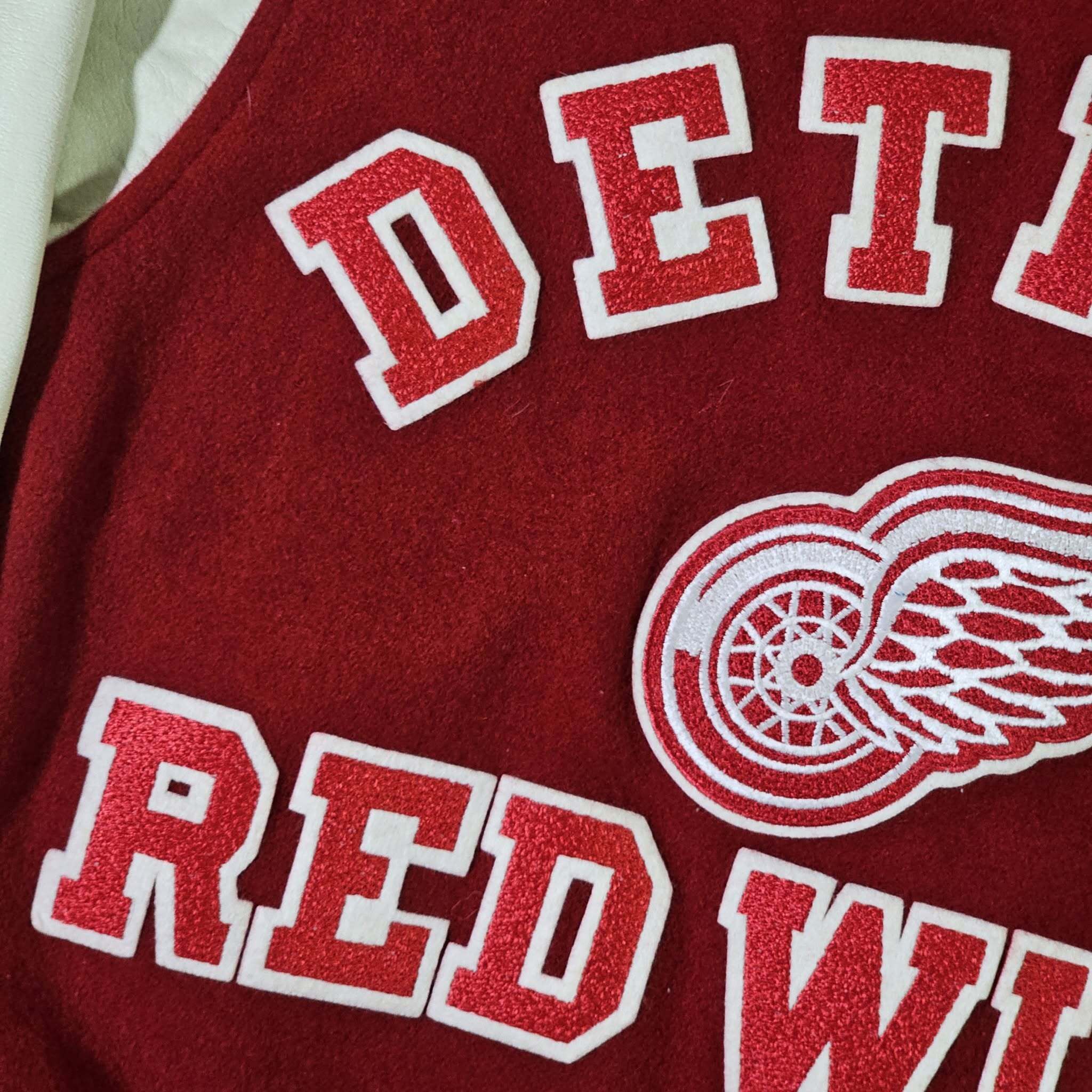 NHL Detroit Red Wings Vintage 80s Chalk Line Varsity Jacket Size US L / EU 52-54 / 3 - 8 Thumbnail