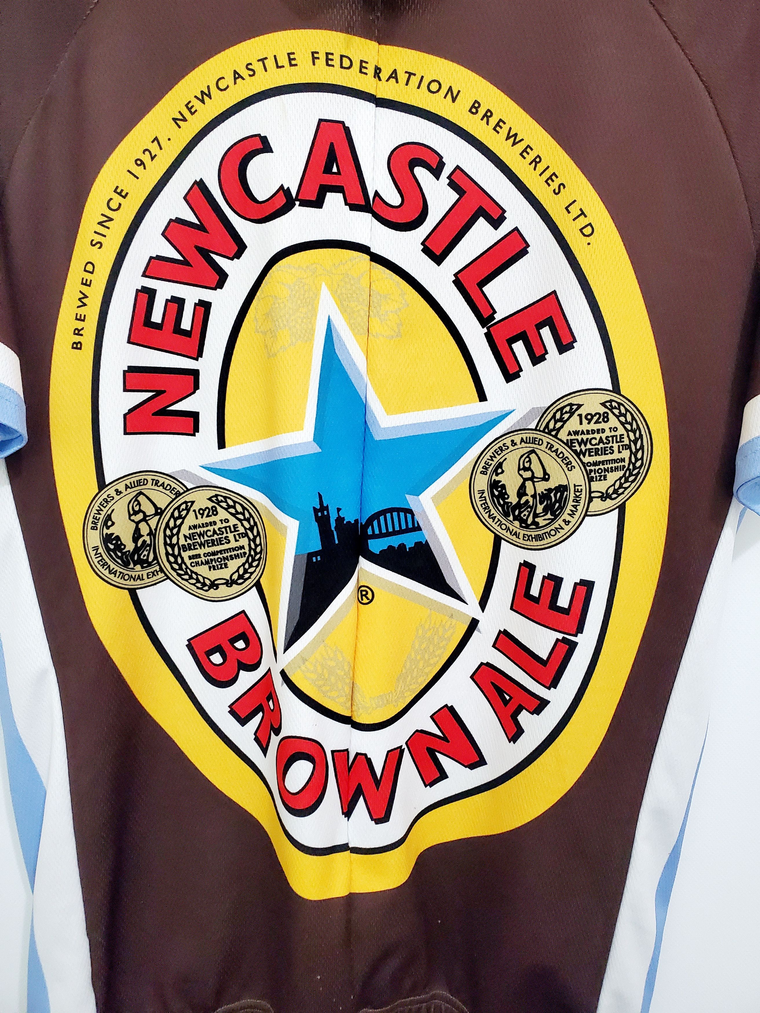 Vintage Newcastle Brown Ale Cycling Jersey size L Size US L / EU 52-54 / 3 - 2 Thumbnail
