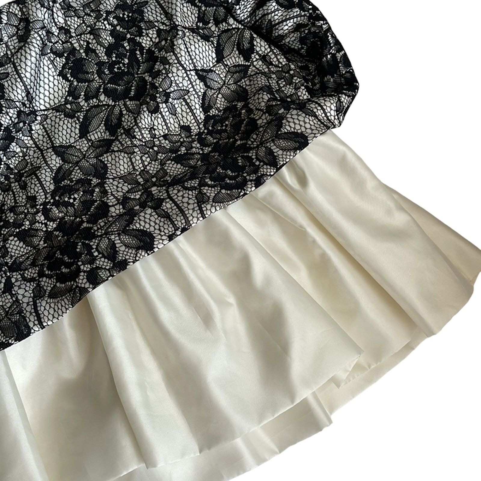 Betsey Johnson Betsey Johnson Fit & Flare Black Lace and White Dress Size 2 Size XS / US 0-2 / IT 36-38 - 7 Thumbnail