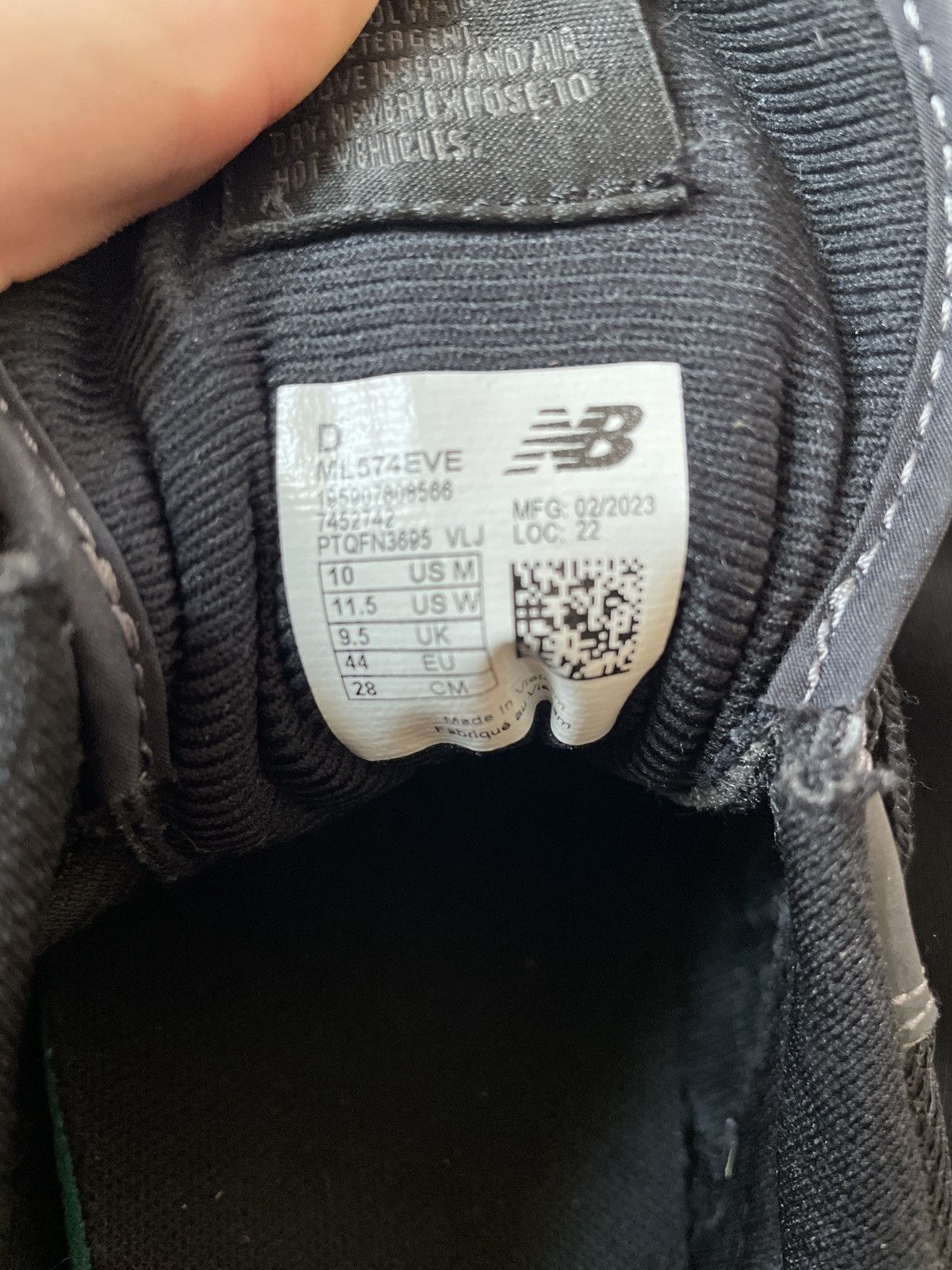 New Balance New Balance 574 core Size US 10 / EU 43 - 6 Thumbnail