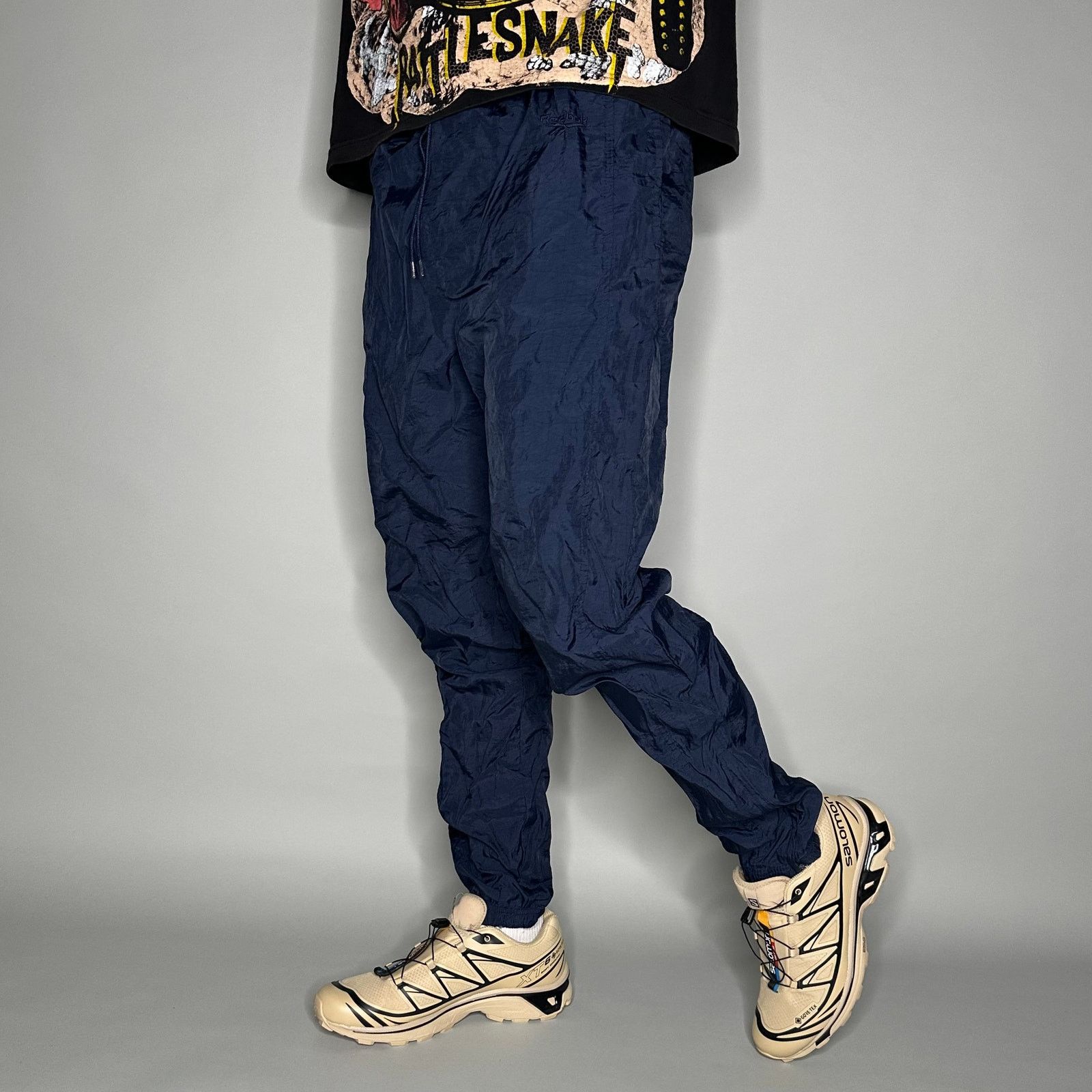 Reebok Vintage 90s Reebok Track Pants Mens M Navy Blue Nylon Jogger Size US 32 / EU 48 - 1 Thumbnail