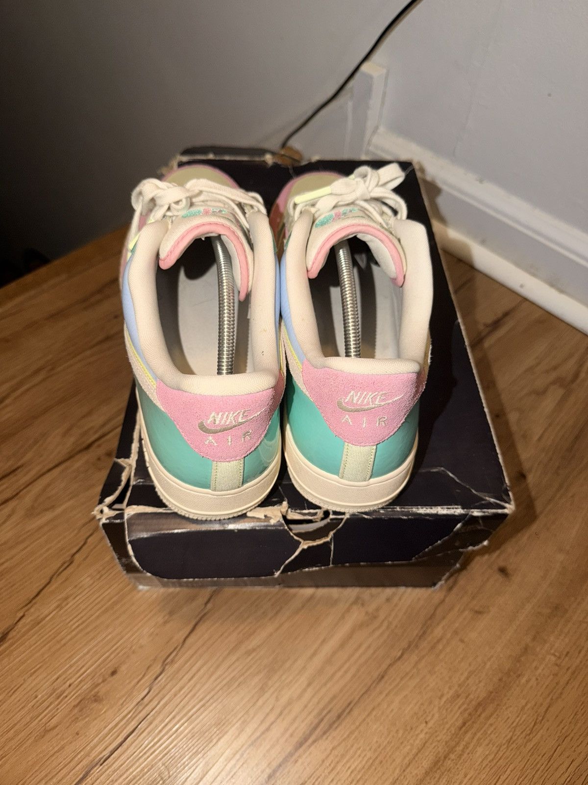 Nike Nike easter Air force 1 (2018) Size US 12 / EU 45 - 4 Thumbnail