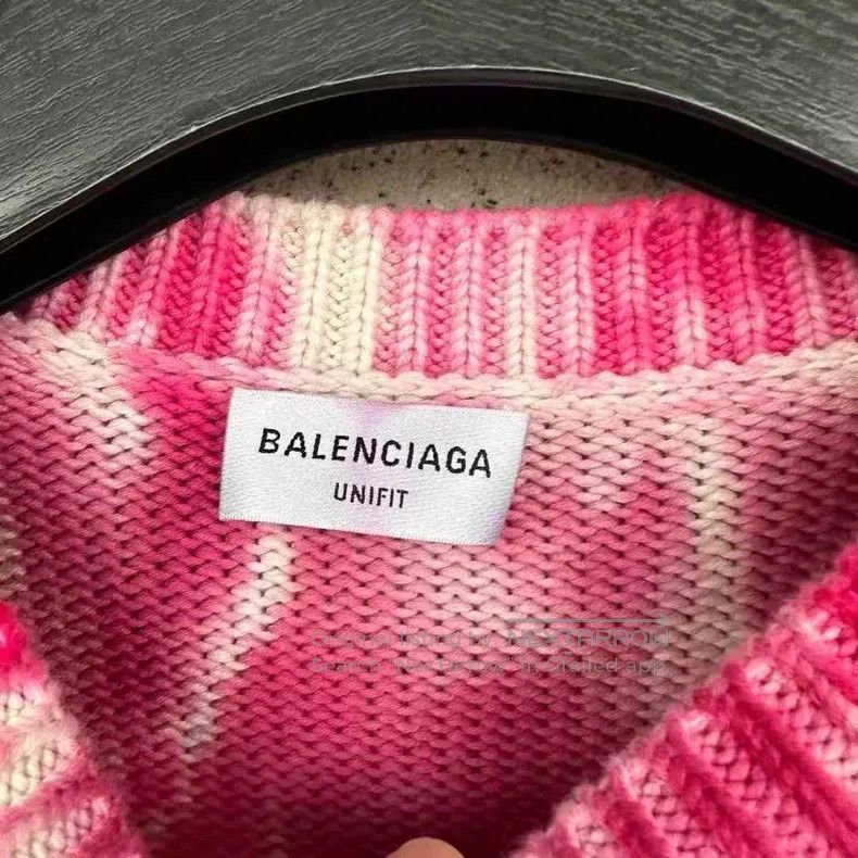 Balenciaga Balenciaga Valentine's Day tie-dye sweater Size US XS / EU 42 / 0 - 3 Thumbnail