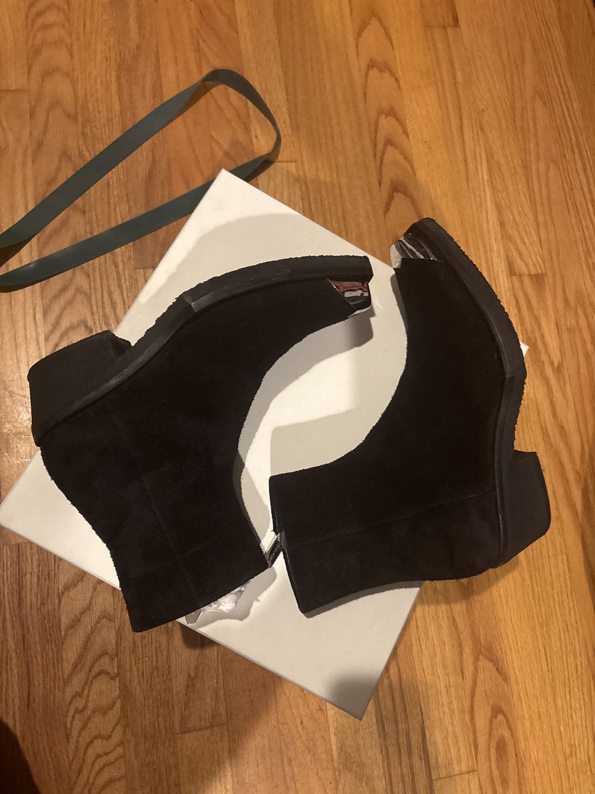 Calvin Klein 205W39NYC Calvinklein205w39nyc raf simons black suede silver tip 42 Size US 9 / EU 42 - 2 Thumbnail
