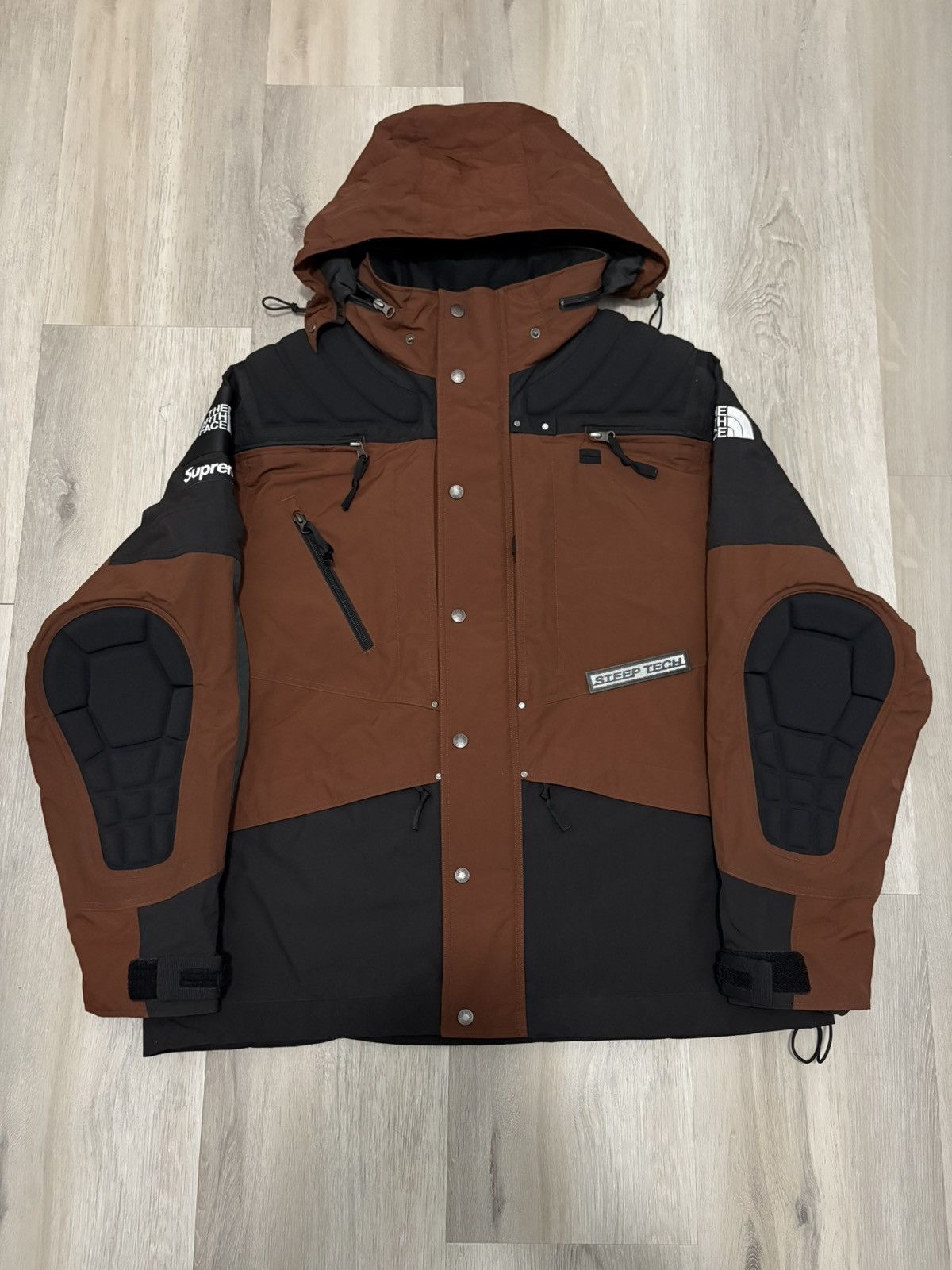 Supreme × The North Face Supreme The North Face FW22 Steep Tech