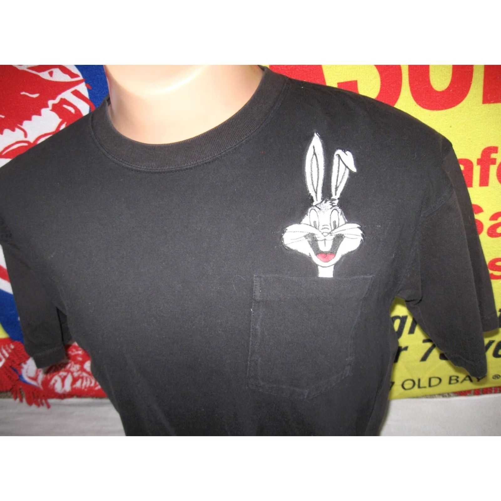 Vintage ACME Clothing Bugs Bunny 1991 T-Shirt Mens Medium Black Cartoon Embroidered Pocket Warner Bros Shirt Size US M / EU 48-50 / 2 - 2 Thumbnail