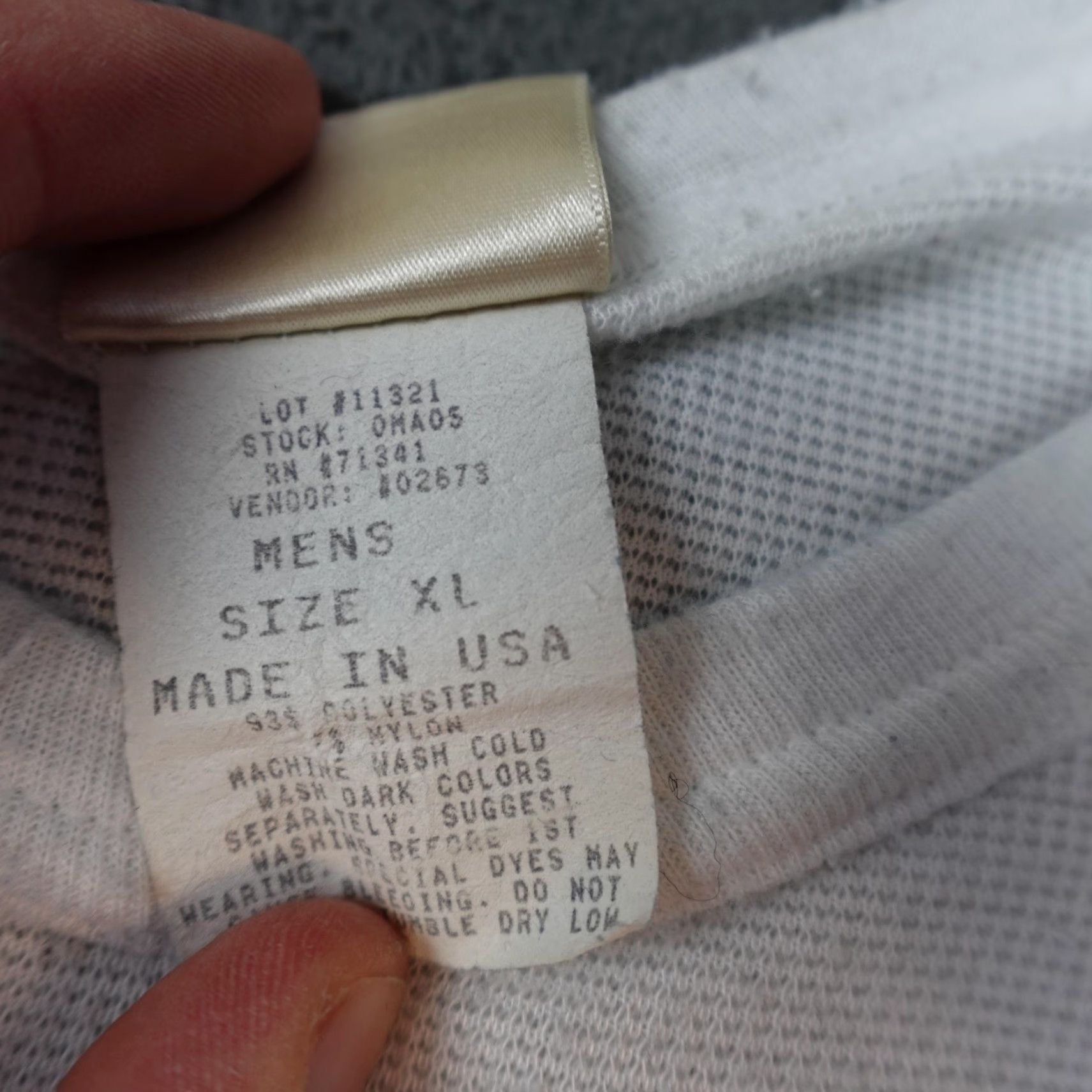 Vintage VINTAGE L.L. Bean Shirt Mens XL White Thermal Size US XL / EU 56 / 4 - 5 Thumbnail