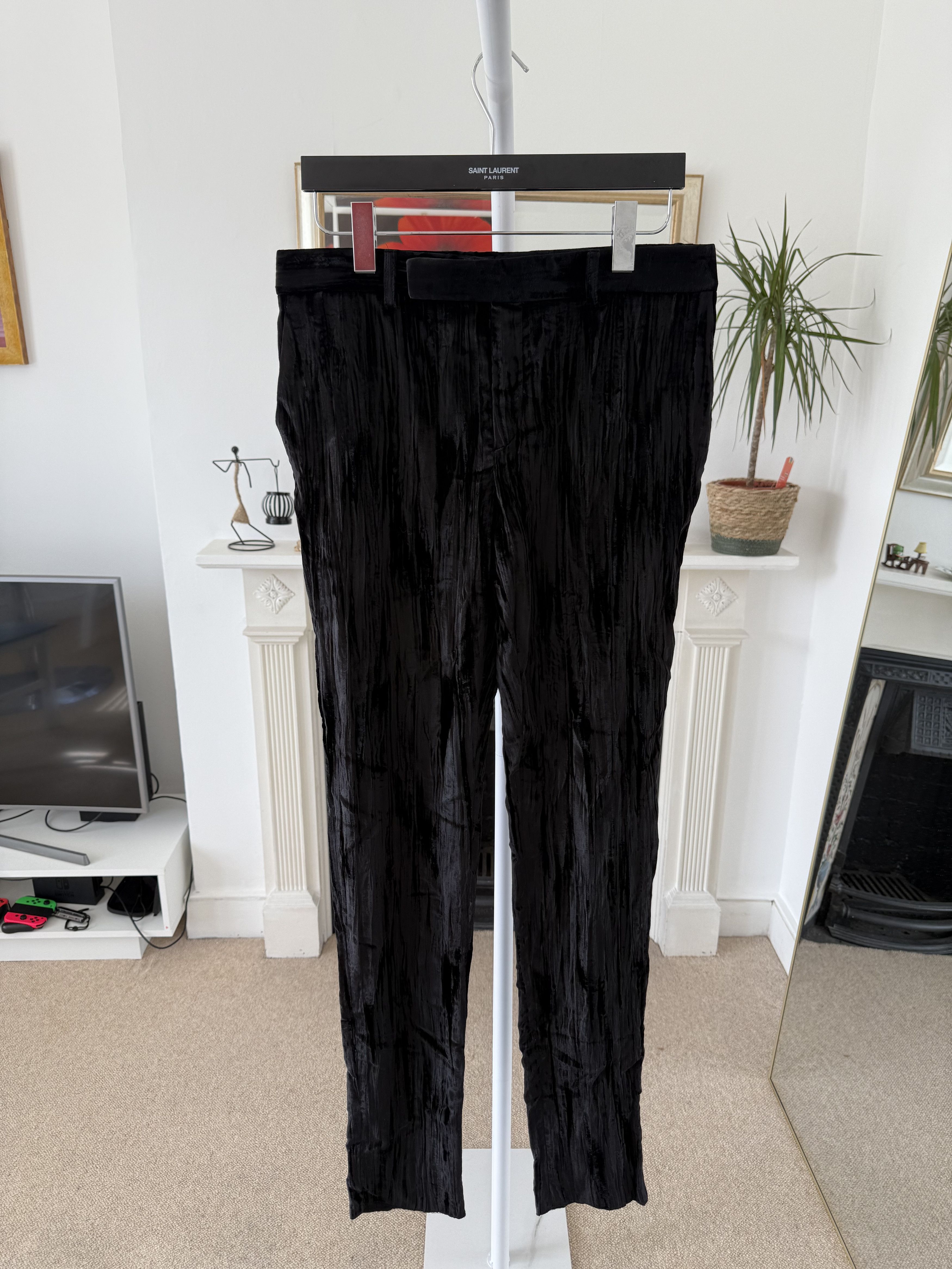 Saint Laurent Paris Saint Laurent Velour Low Waist Trousers Size 28" / US 6 / IT 42 - 1 Thumbnail