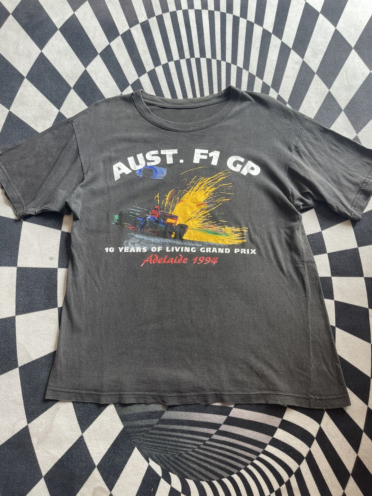 Vintage Vintage 1994 Australian F1 Grand Prix Adelaide T-Shirt Size US XL / EU 56 / 4 - 2 Thumbnail