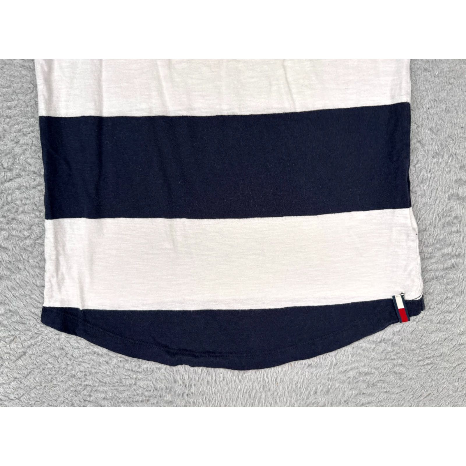 Tommy Hilfiger VINTAGE Tommy Hilfiger Shirt Teens 2XS Denim Striped Blue Short Sleeve Crew Neck Pullover Cotton Jersey Casual Size XXS / US 00 / IT 34 - 5 Thumbnail