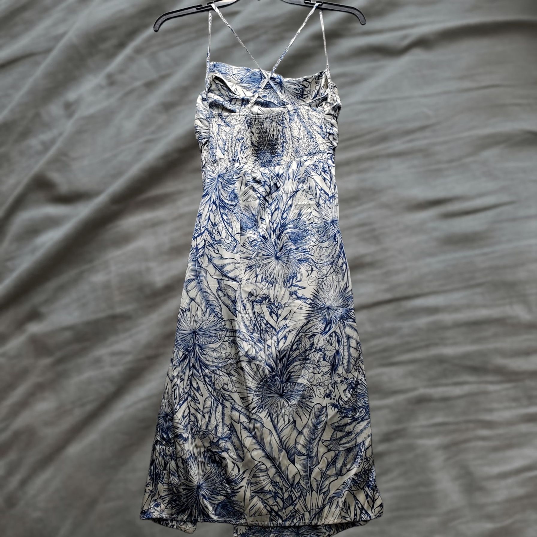Cider Cider Maxi Dress Womens Size S Blue White Floral Smocked Back Zip Sleeveless 90s? (Note: This output is not valid.) Size S / US 4 / IT 40 - 1 Thumbnail