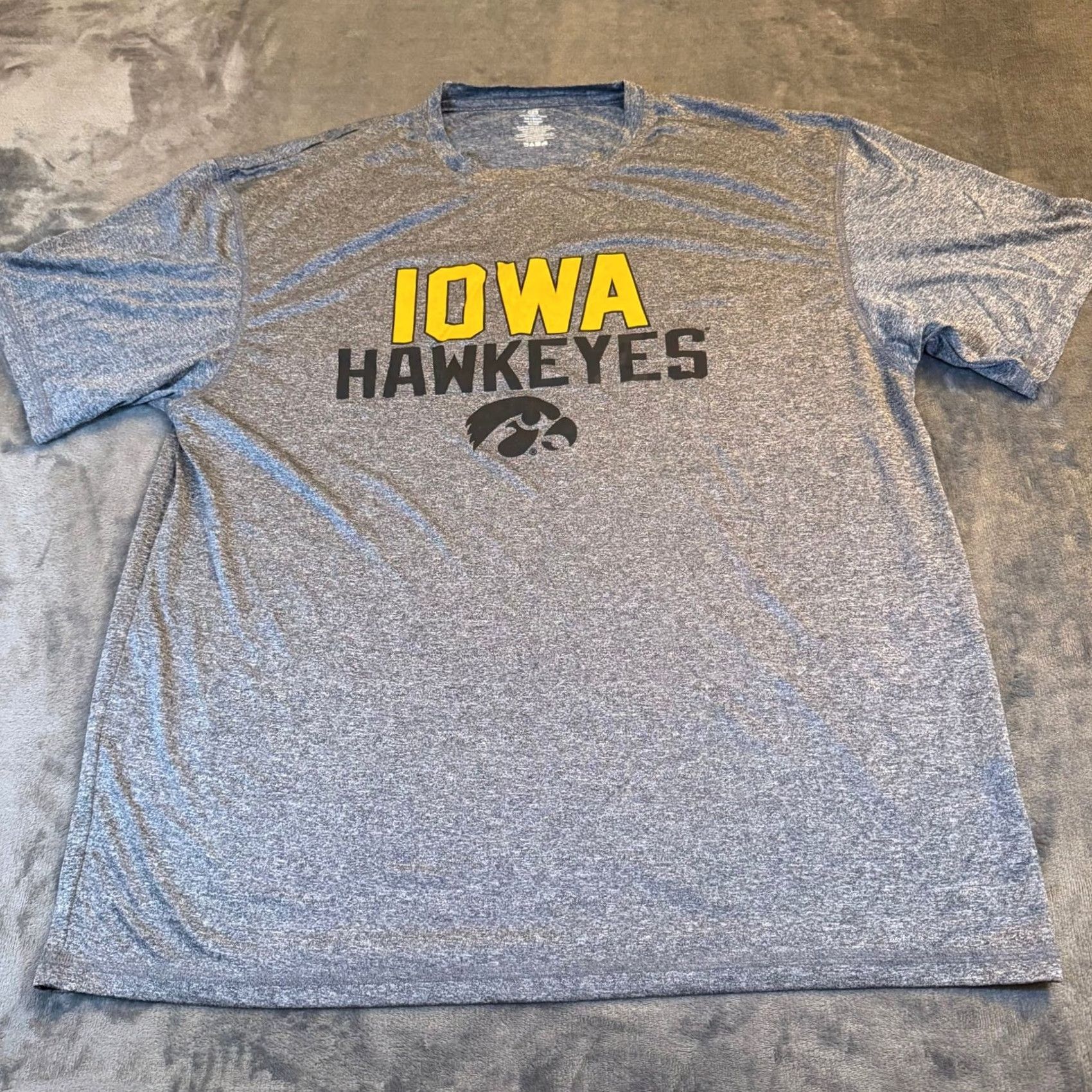 Vintage VINTAGE Pro Edge Iowa Hawkeyes Gray Heathered T Shirt Athletic Tee Mens XXL 2XL Size US XXL / EU 58 / 5 - 2 Thumbnail
