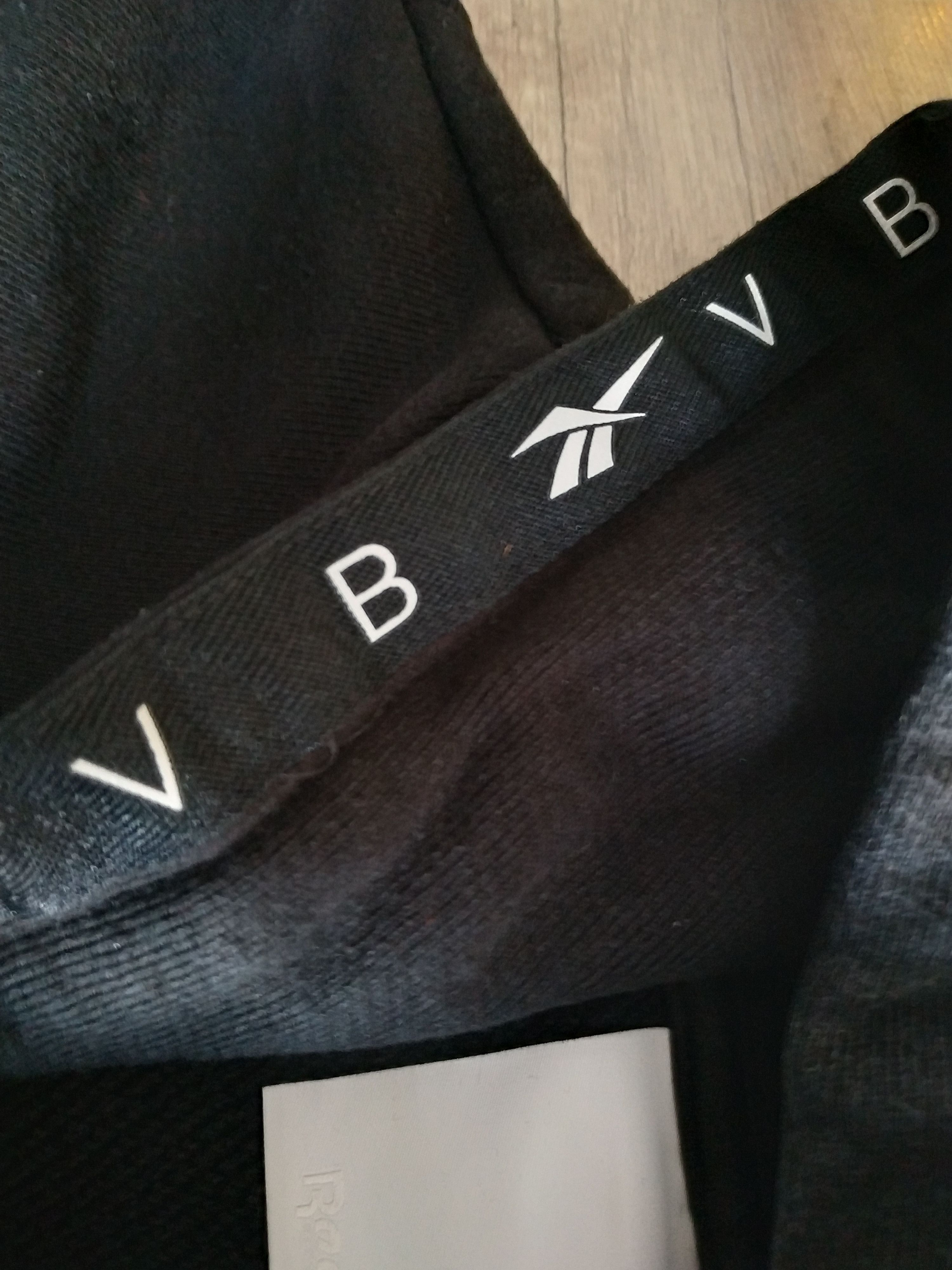 Victoria Beckham Reebok x Victoria Beckham Women's Cropped Hoodie, s. XS Size XS / US 0-2 / IT 36-38 - 7 Thumbnail