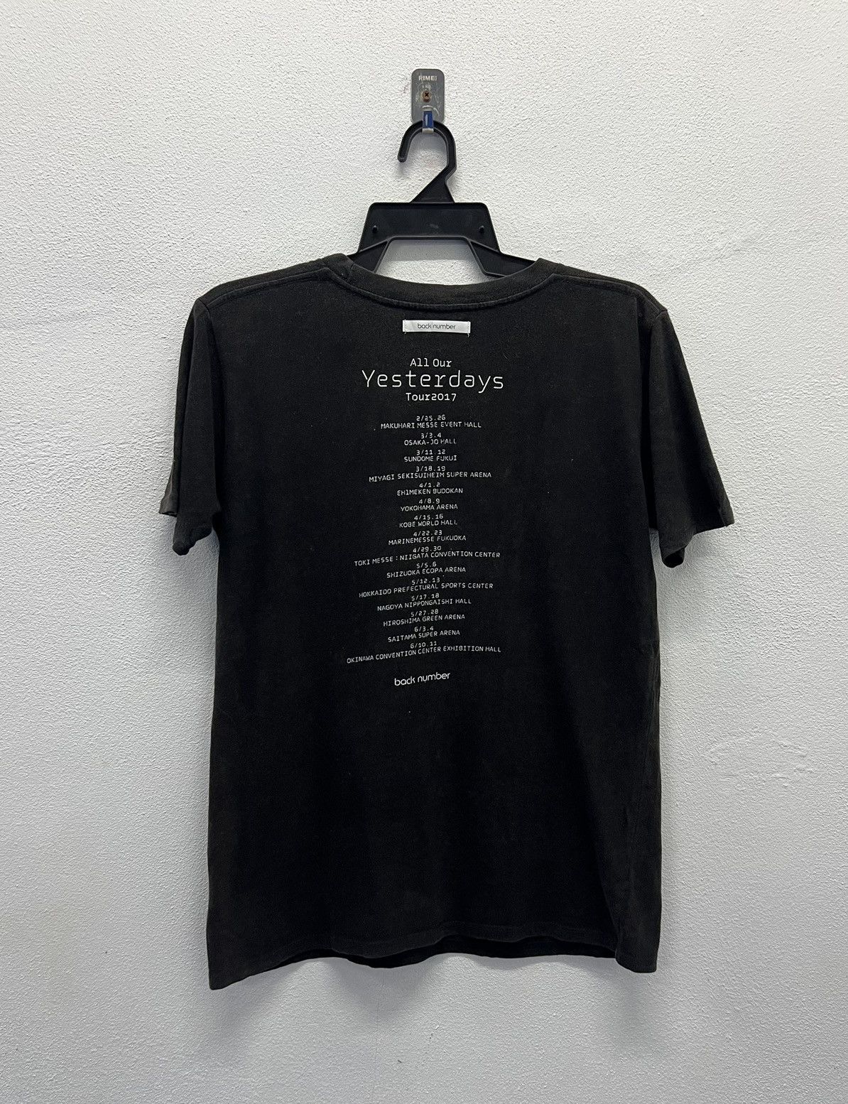 Band Tees × Japanese Brand 🔥grailsale🔥 BACK NUMBER ALL OUR YESTERDAYS TOUR 2017 SHIRT Size US M / EU 48-50 / 2 - 2 Thumbnail