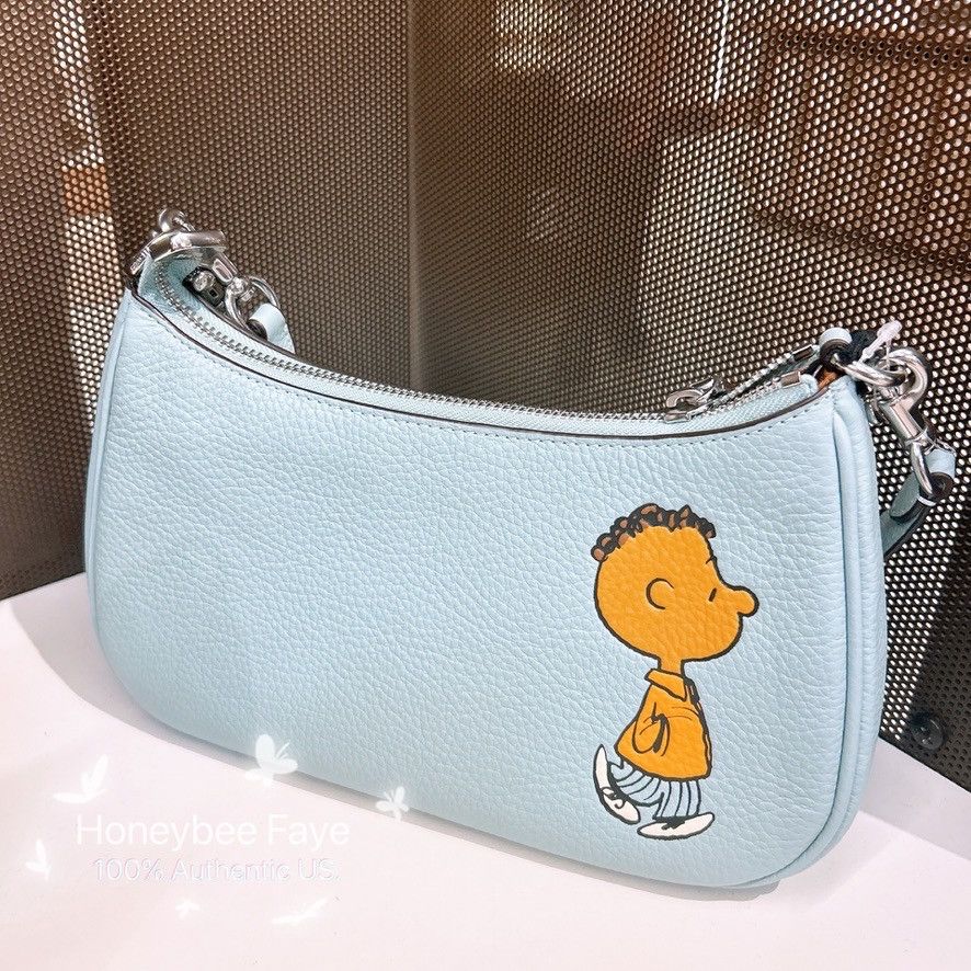 Coach Coach X Peanuts Teri Shoulder Bag With Franklin CBJ80 Size ONE SIZE - 4 Thumbnail