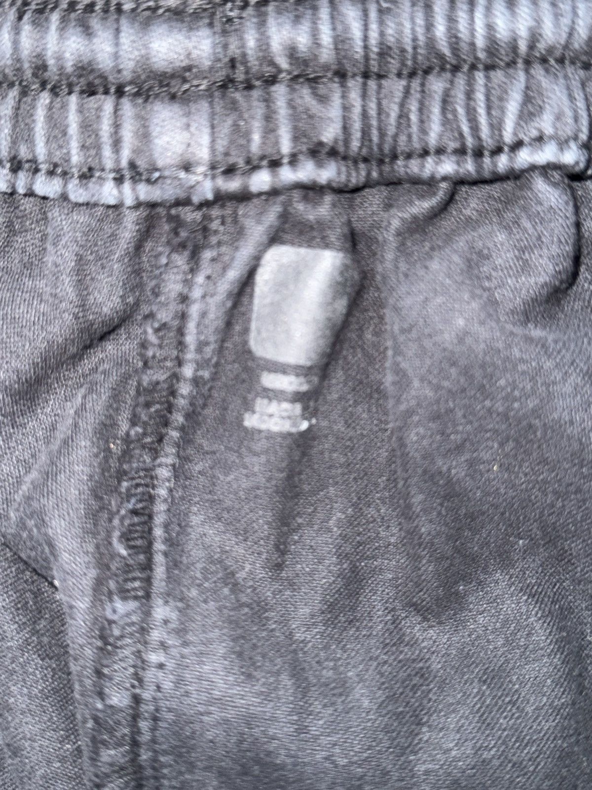 Balenciaga × Gap × Yeezy Yeezy black sateen cargo pants Size US 30 / EU 46 - 3 Thumbnail