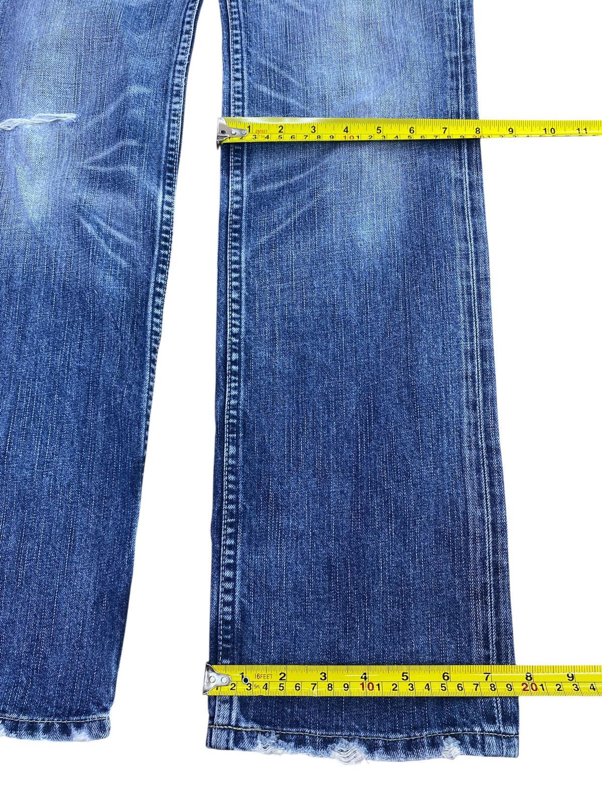 Levi's Vintage Levi’s Whiskers Faded Wash Style Loose Jeans Size US 30 / EU 46 - 8 Thumbnail