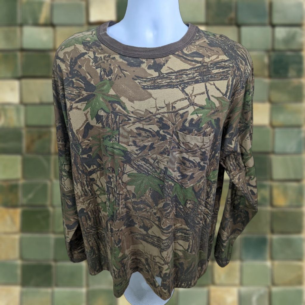 Realtree VINTAGE USA Made XL Realtree Camo Long Sleeve Ranger T Shirt T6S Single Stitch Size US XL / EU 56 / 4 - 1 Thumbnail