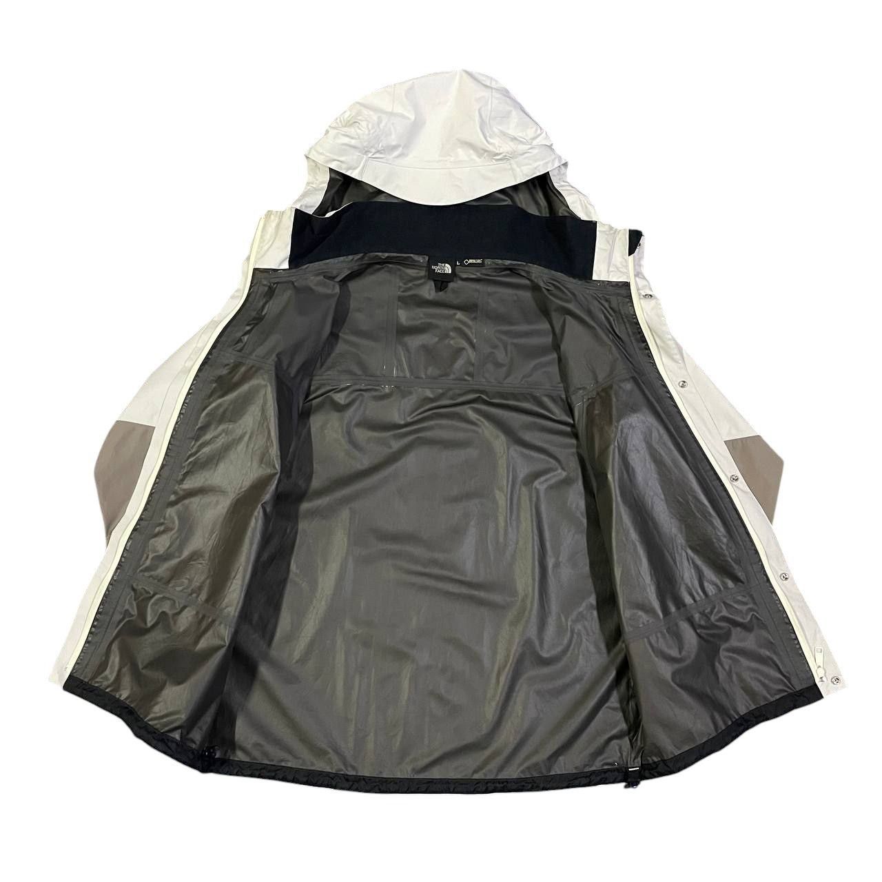 The North Face Vintage The North Facebook x Goretex Jacket Size US L / EU 52-54 / 3 - 11 Thumbnail
