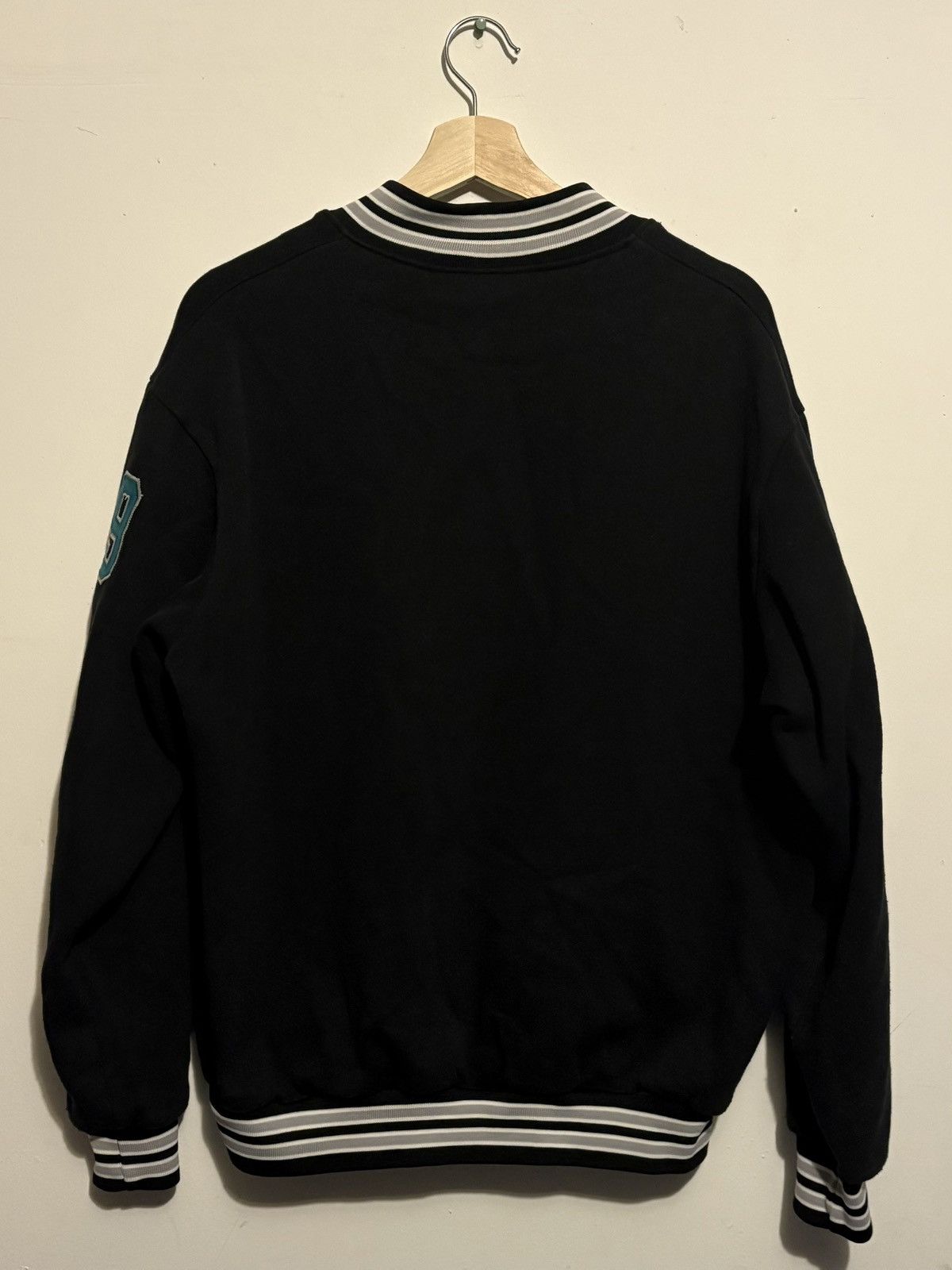 MLB VTG 90s MLB Majestic L.I.C. Eagles Letterman Varsity Jacket Size US L / EU 52-54 / 3 - 9 Thumbnail