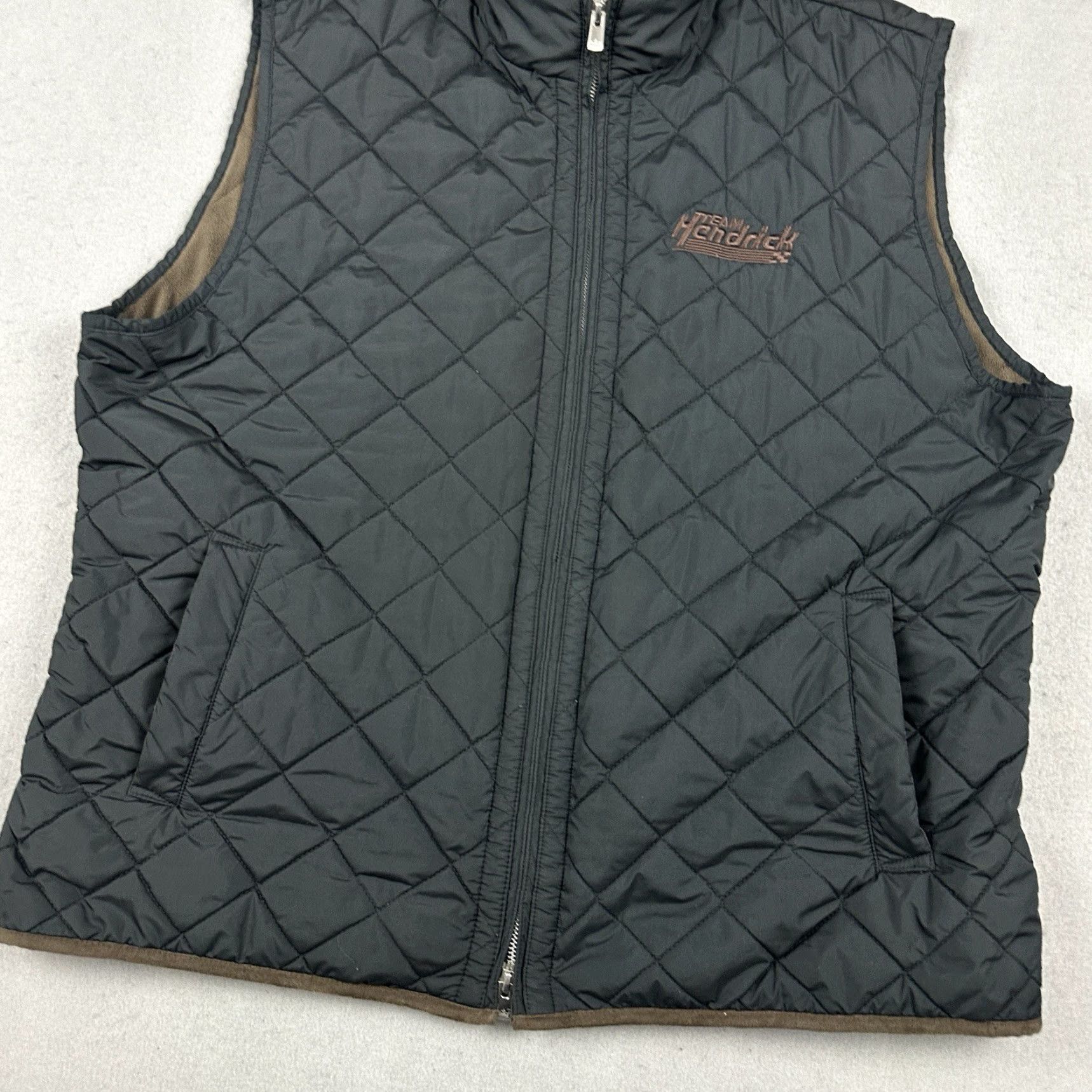 Peter Millar Peter Millar Vest Men 2XL Black Zip Sleeveless Jacket Logo Embroidered Windbreaker Golf Medieval-? Size US XXL / EU 58 / 5 - 3 Thumbnail