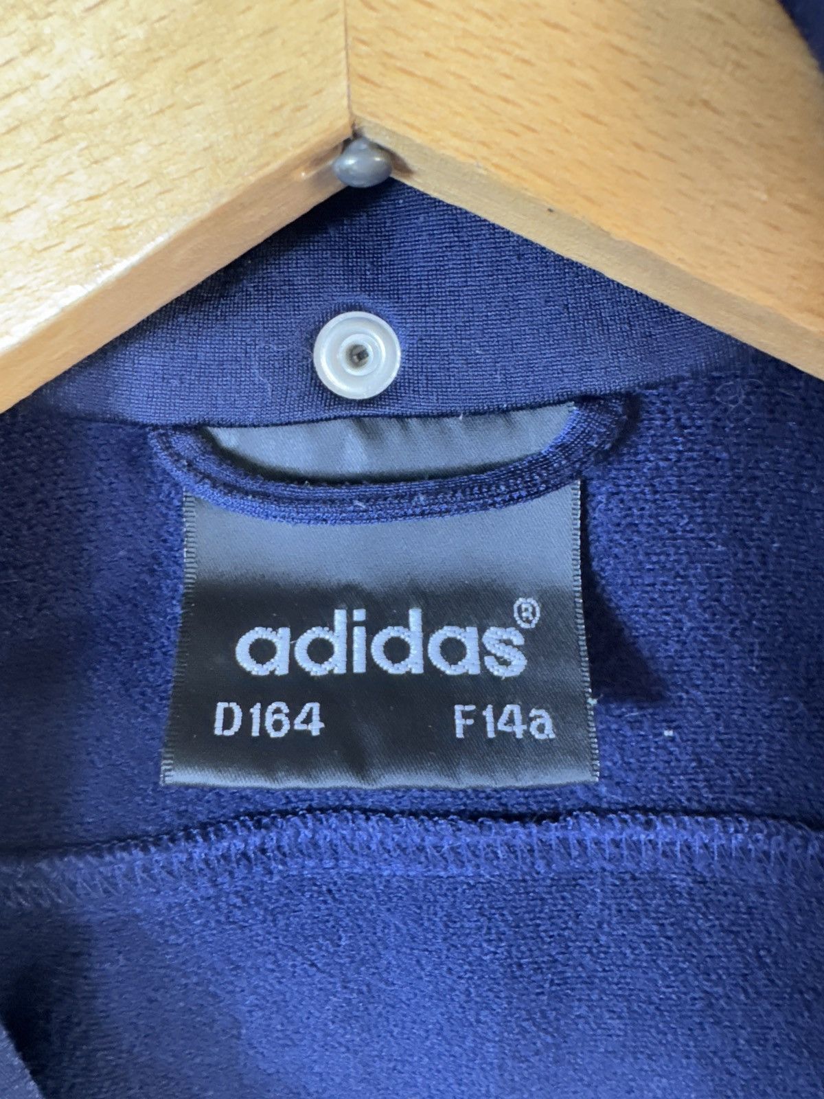 Adidas Vintage Adidas Vest Y2K Navy Blue Trefoil Logo Side Snaps S Size US S / EU 44-46 / 1 - 7 Thumbnail
