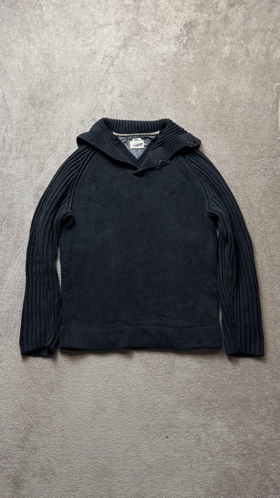 Le Grande Bleu (L.G.B.) Tommy Hilfiger vintage Y2K faded Cable Knit Sweater lgb cdg Size US L / EU 52-54 / 3 - 2 Thumbnail