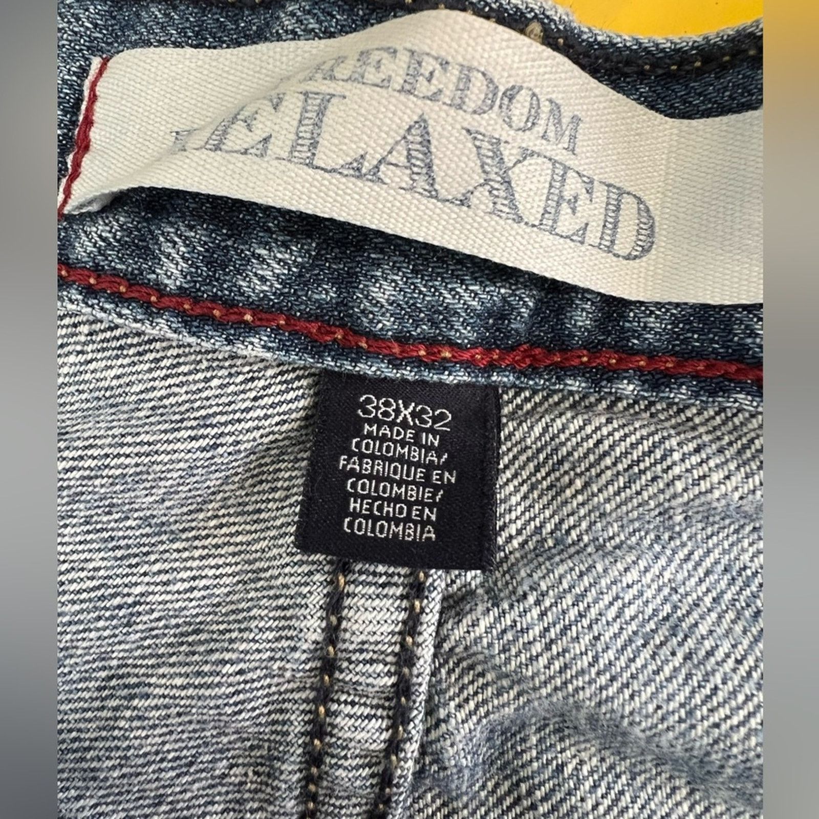 Tommy Hilfiger Hilfiger Brand Denim Freedom Relaxed Fit Jeans Men's 38x32 Size US 38 / EU 54 - 6 Thumbnail