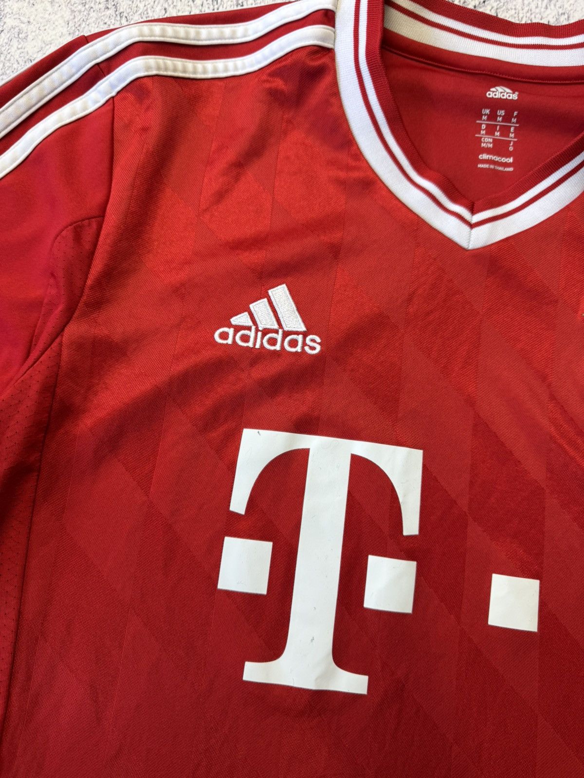 Vintage BAYERN MUNICH 2013 HOME FOOTBALL SHIRT MENS ADIDAS JERSEY Size US M / EU 48-50 / 2 - 7 Thumbnail