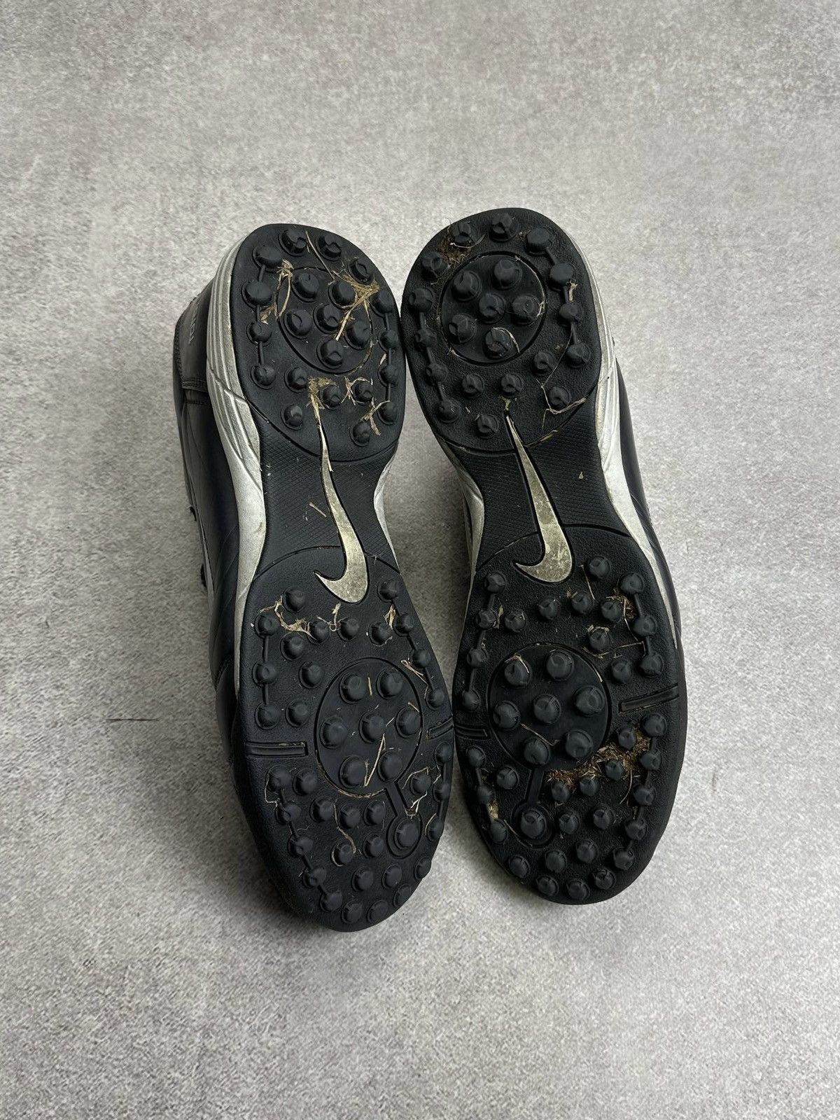 Nike Vintage Nike Total 90 III TF Low Sneakers Y2K US 10 Size US 10 / EU 43 - 8 Thumbnail