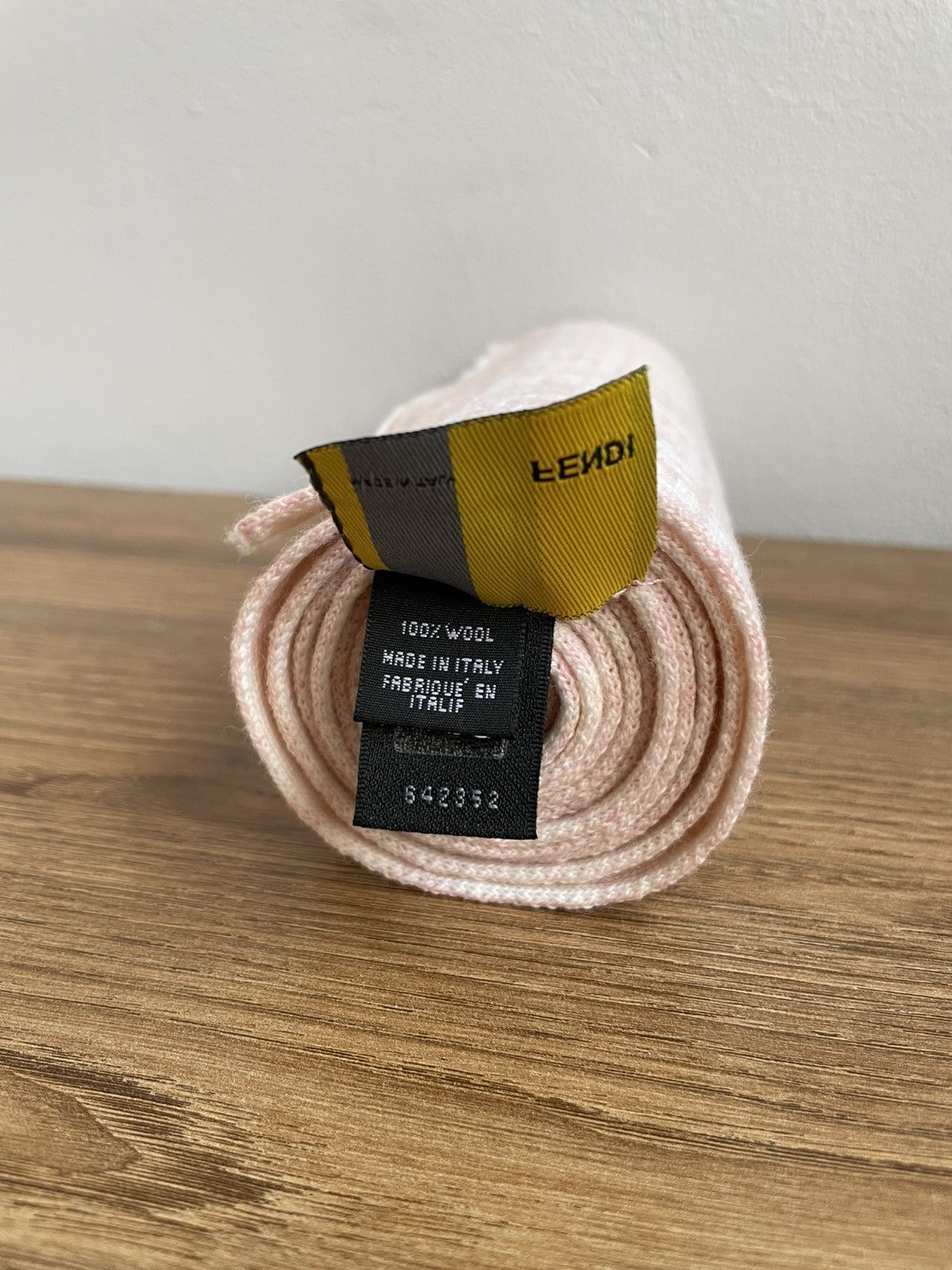 Fendi Fendi Monogram FF Double Sided Wool Pink Unisex Scarf Size ONE SIZE - 16 Thumbnail