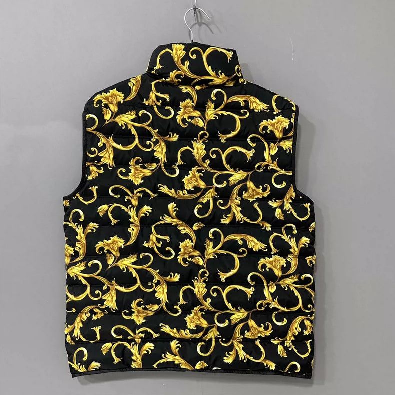 Versace Versace Baroque style reversible down jacket vest Size M / US 6-8 / IT 42-44 - 3 Thumbnail
