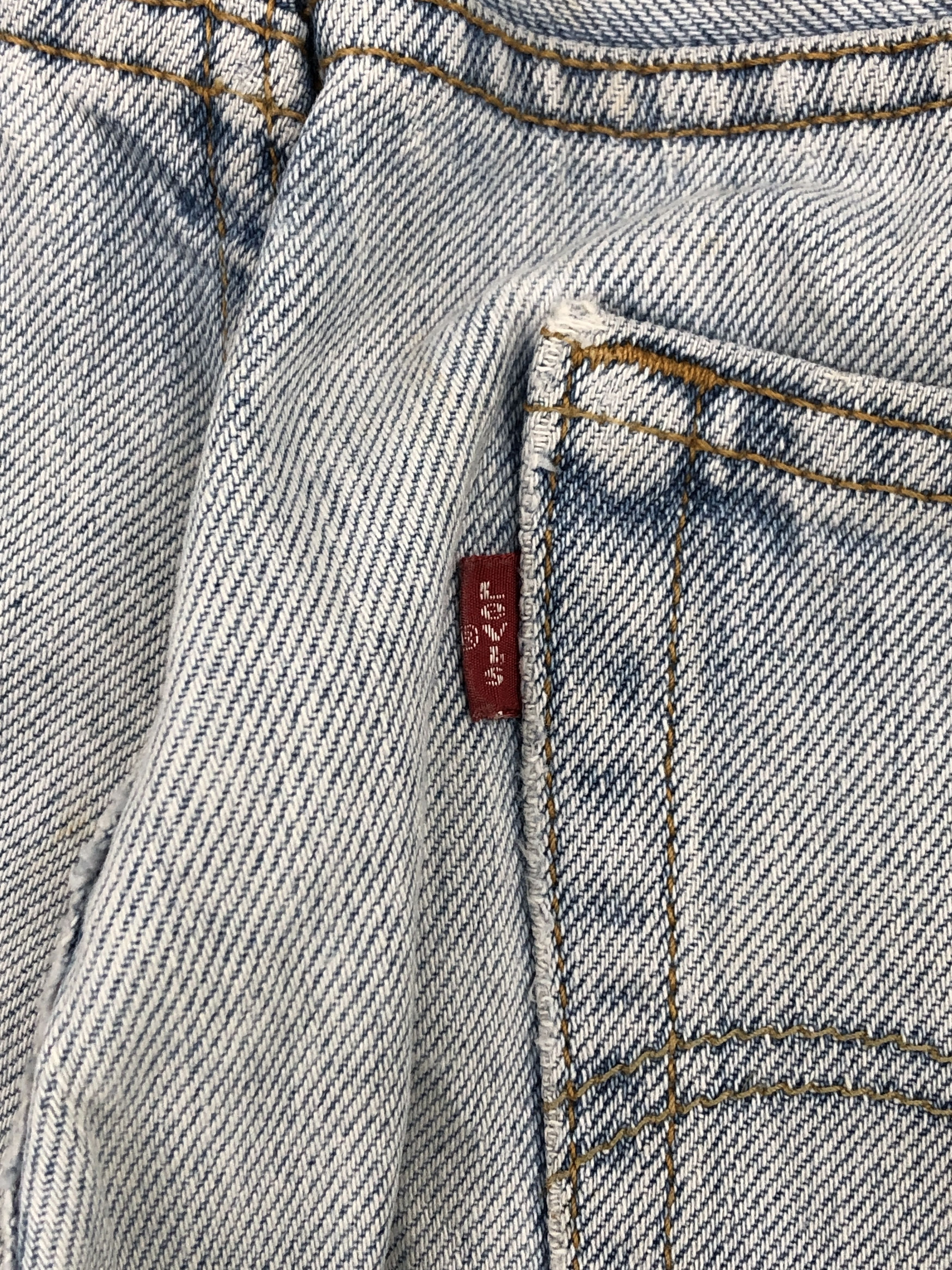 Levi's × Vintage Light Washed Vintage Levis 505 Jeans Size US 33 - 5 Thumbnail