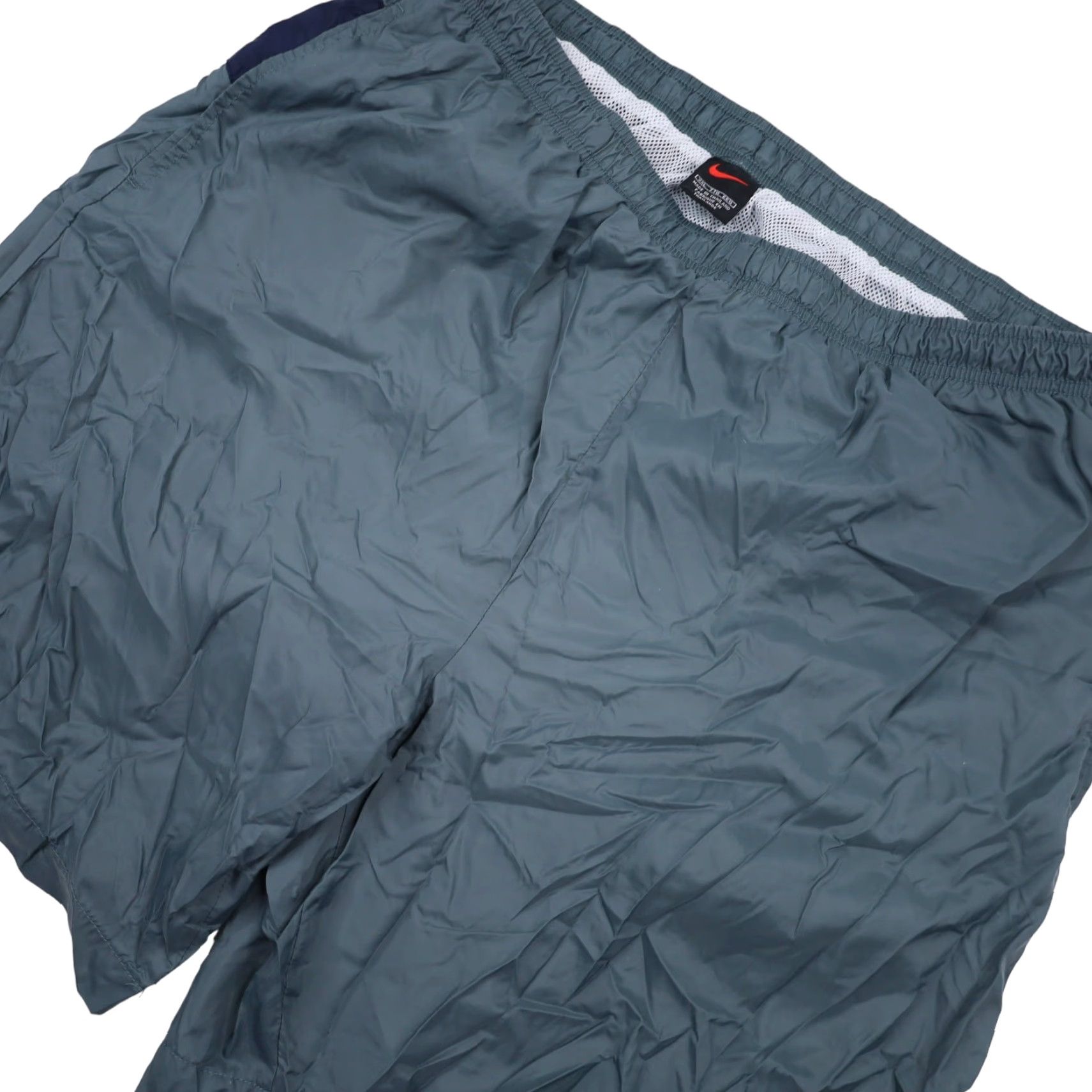 Nike VINTAGE 90s Nike Spellout Swim Trunks Blue XXL Men Rash Guard Swim Trunks Nike Mens XXL Blue 90s Spellout Size US 39 - 3 Thumbnail
