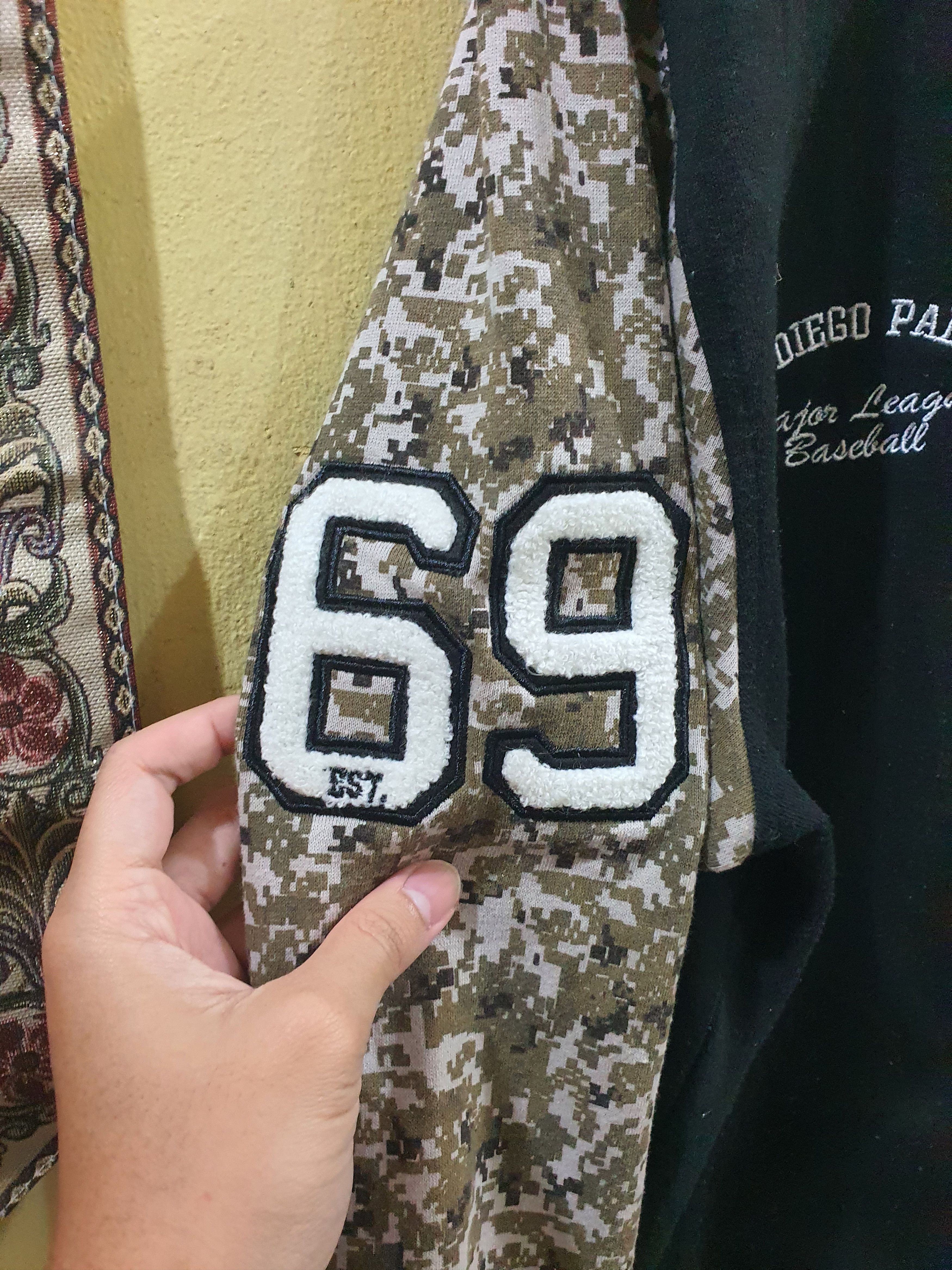Majestic VIntage Majestic San Diego Padres varsity jacket Size US M / EU 48-50 / 2 - 10 Thumbnail