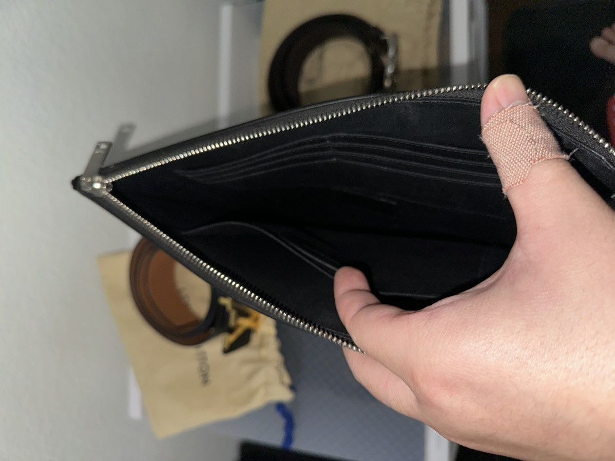 Saint Laurent Paris × Yves Saint Laurent Saint Laurent Matte Leather Tiny Monogram Zip Holder Size ONE SIZE - 6 Thumbnail