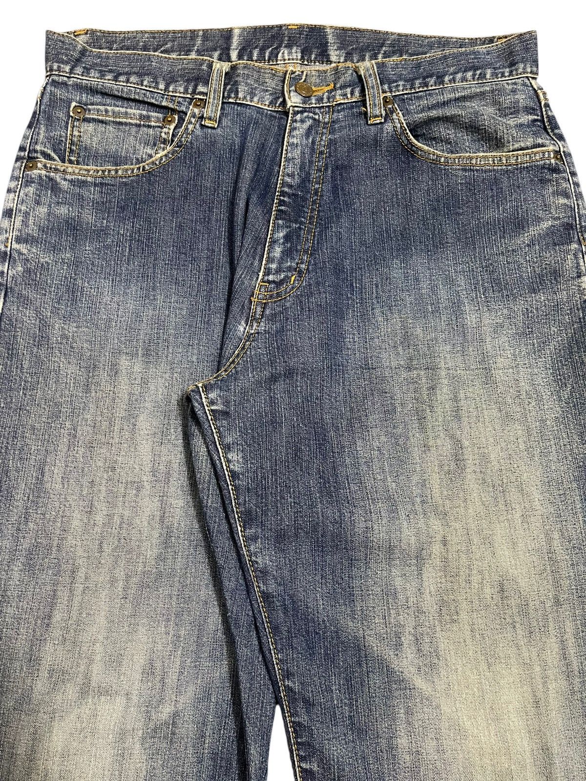Uniqlo Vintage Japanese Uniqlo Blue Faded Wash Baggy Jeans Size US 33 - 4 Thumbnail