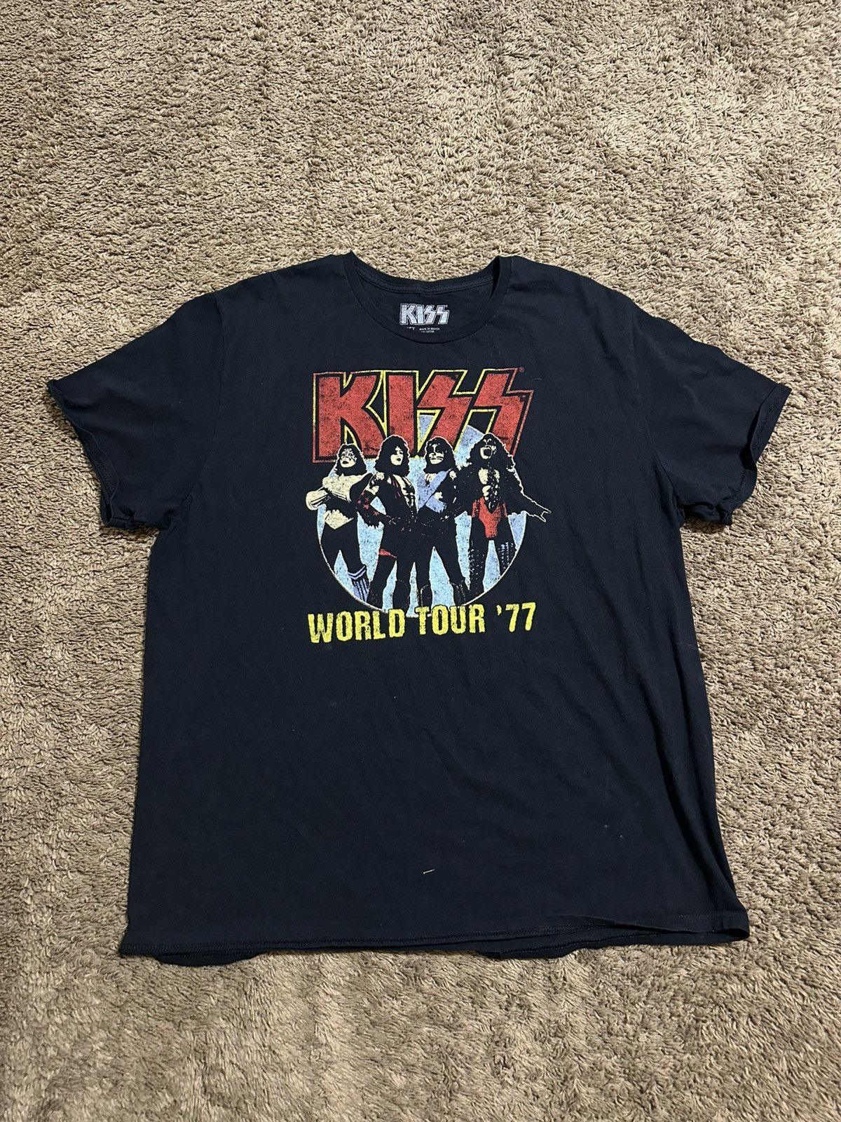 KISS Vintage KISS World Tour '77 “triple black” shirt size 2XL Size US XXL / EU 58 / 5 - 1 Thumbnail