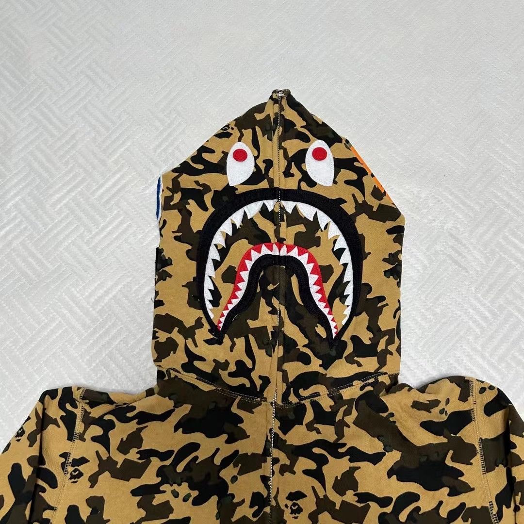 Bape COLOR CAMO SHARK FULL ZIP HOODIE Size US XL / EU 56 / 4 - 2 Thumbnail