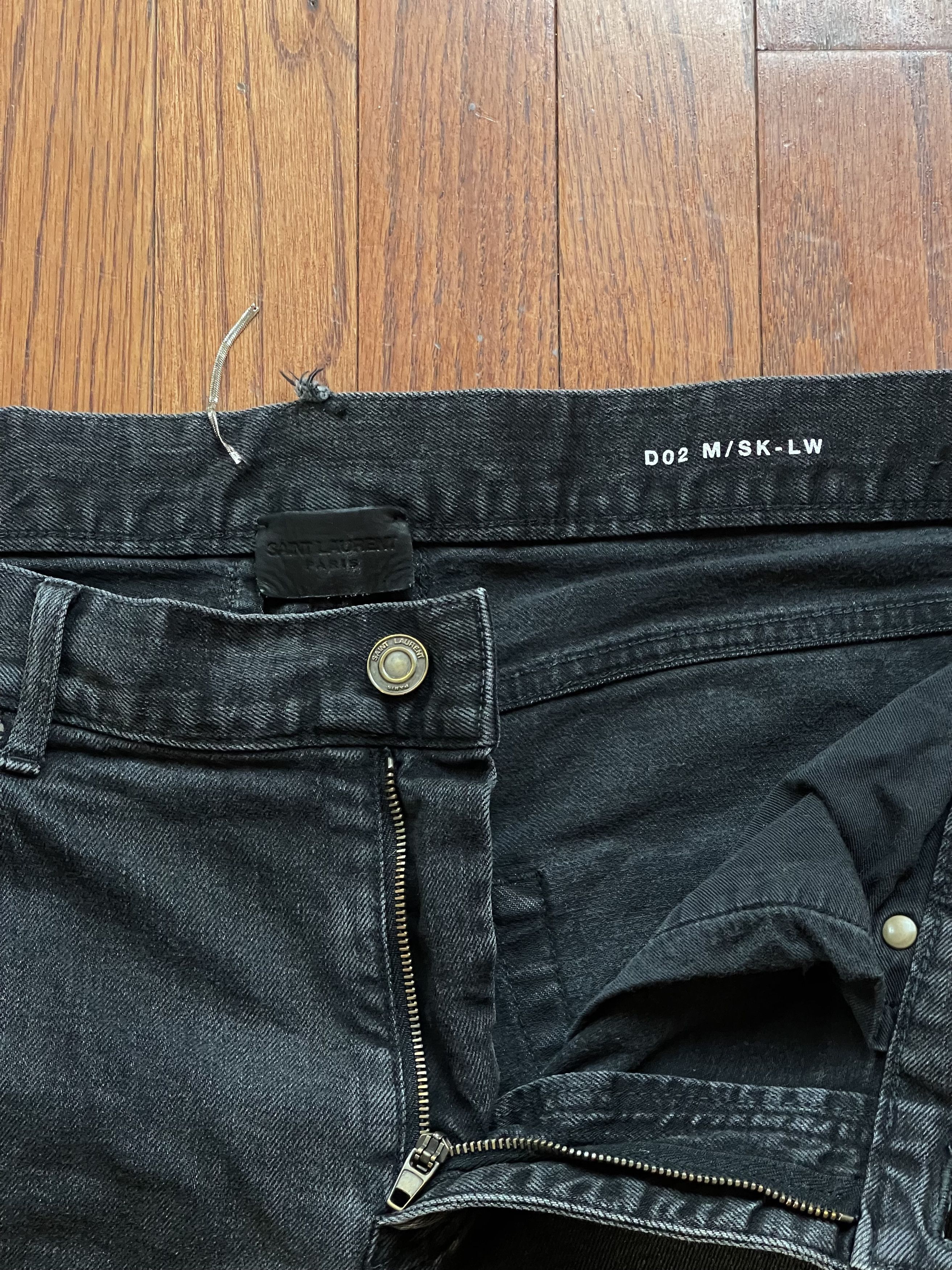 Saint Laurent Paris D02 Saint Laurent denim pants with blown out knees Size US 33 - 4 Thumbnail